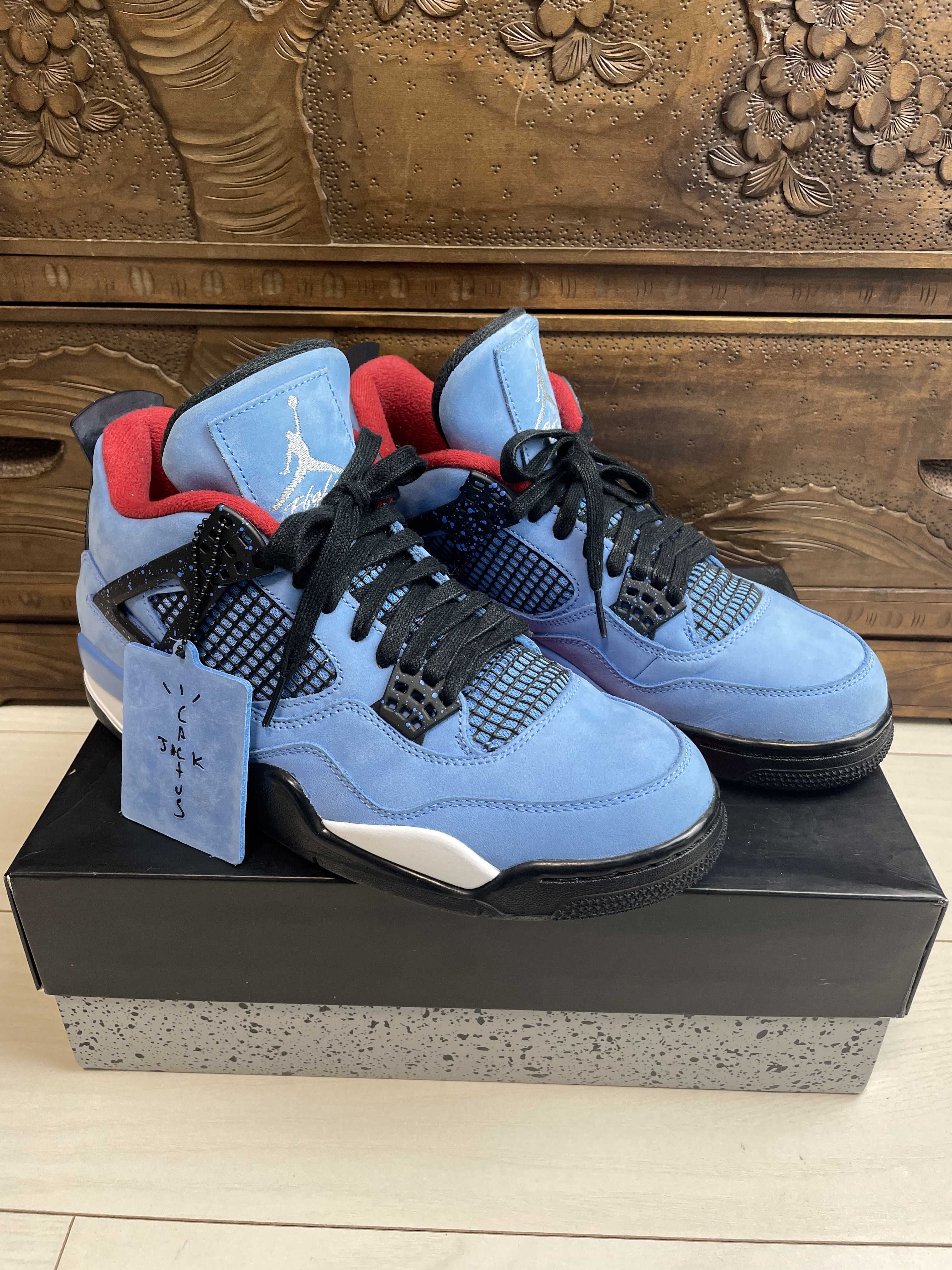 Travis Scott × Nike Air Jordan 4 Retro Cactus Jack "University Blue"