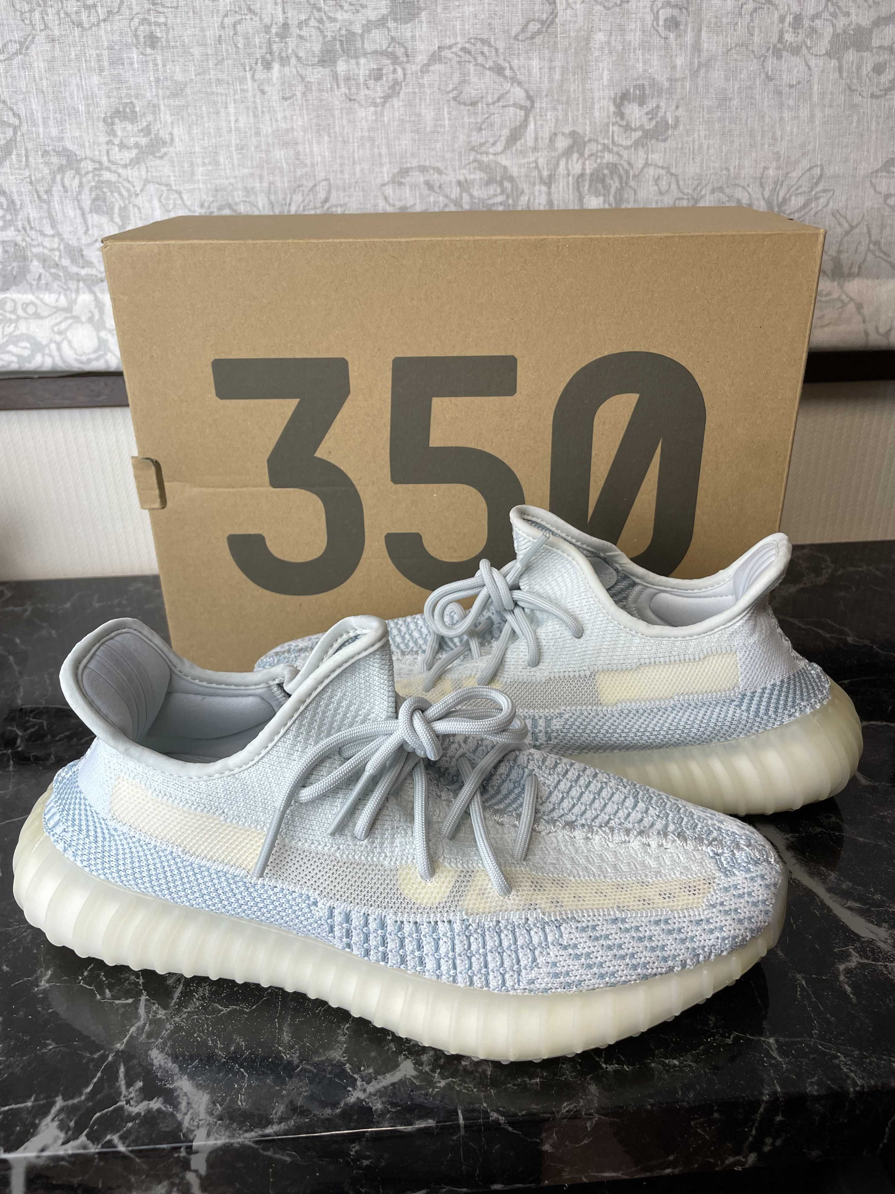 adidas YEEZY Boost 350 V2 "Cloud White"