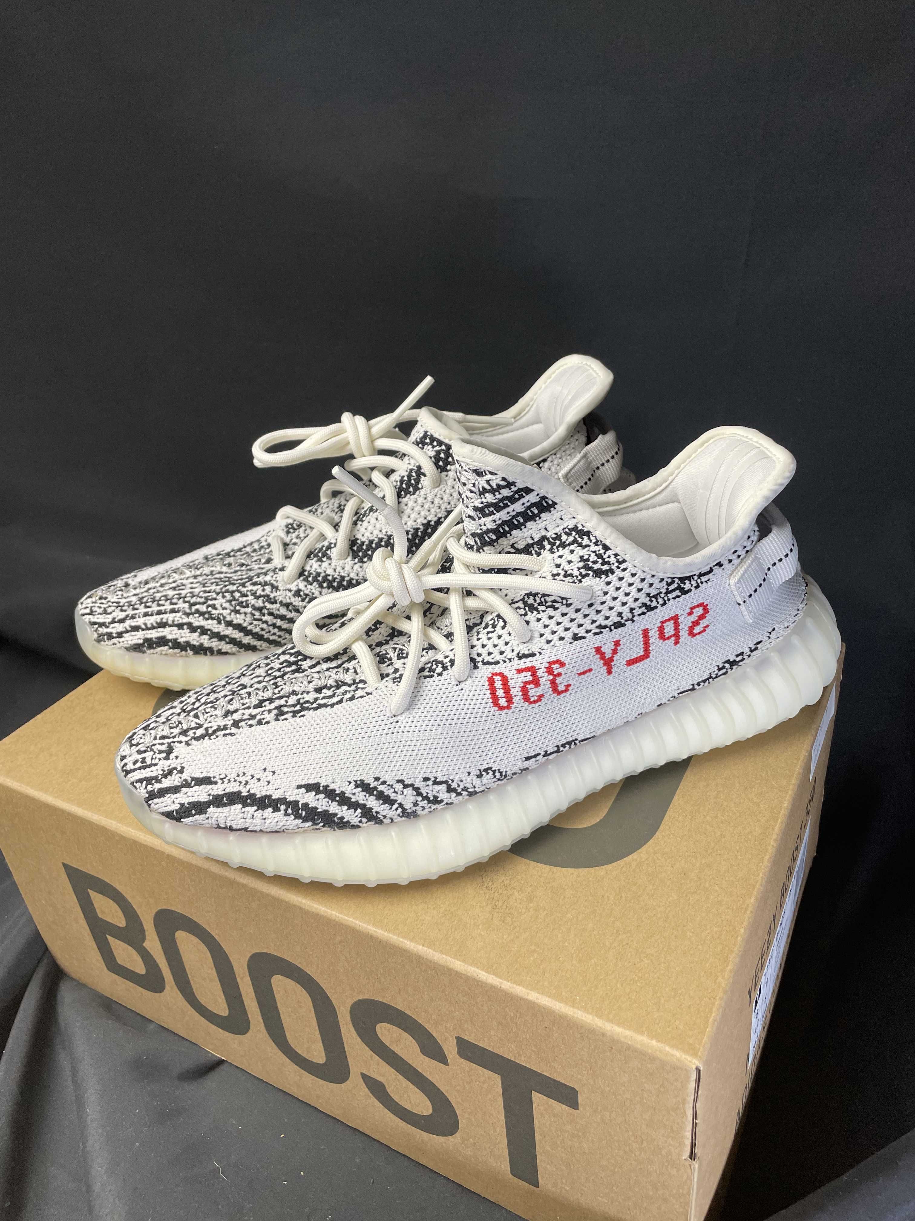 adidas YEEZY Boost 350 V2 "Zebra"