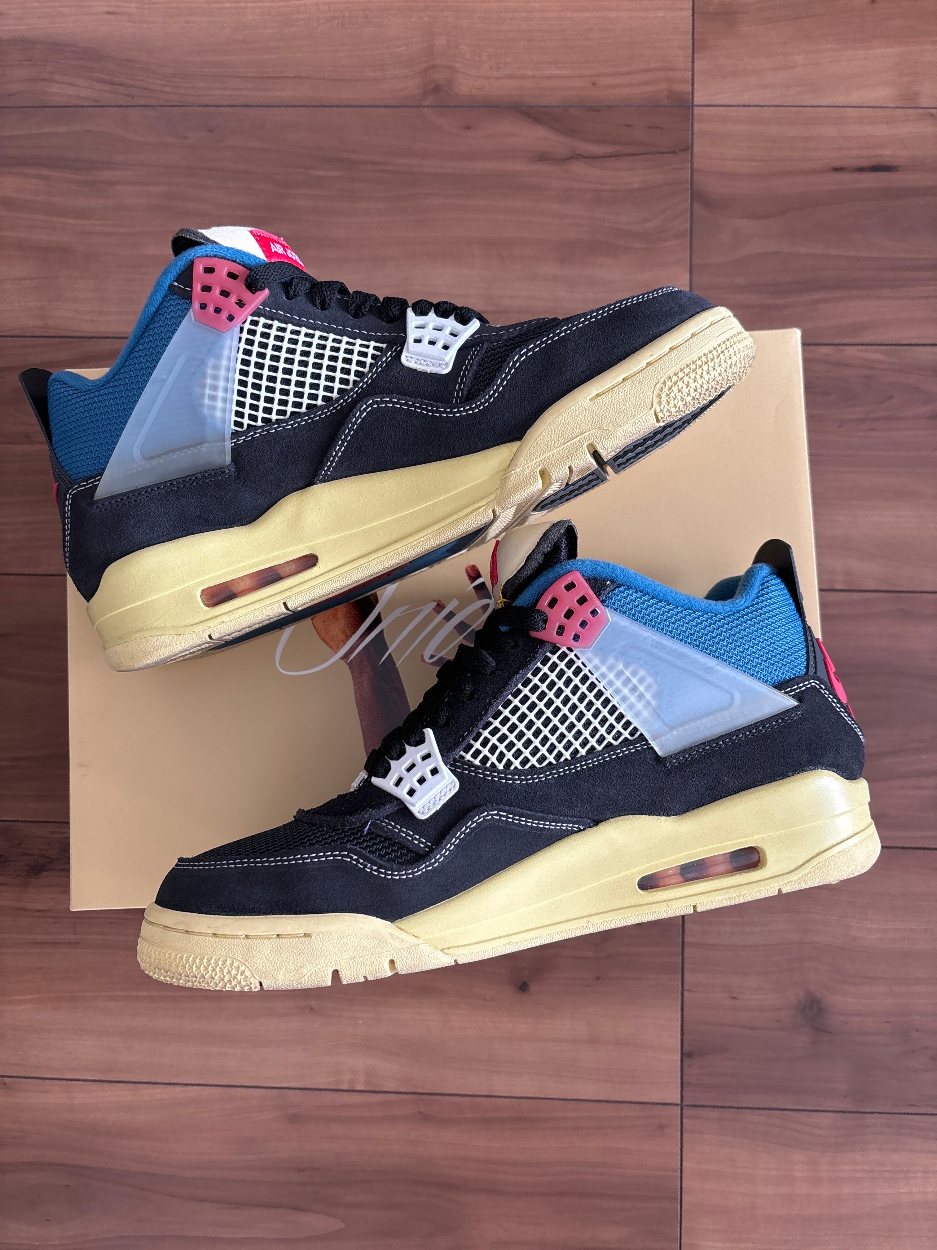 UNION × NIKE AIR JORDAN 4 "OFF NOIR"