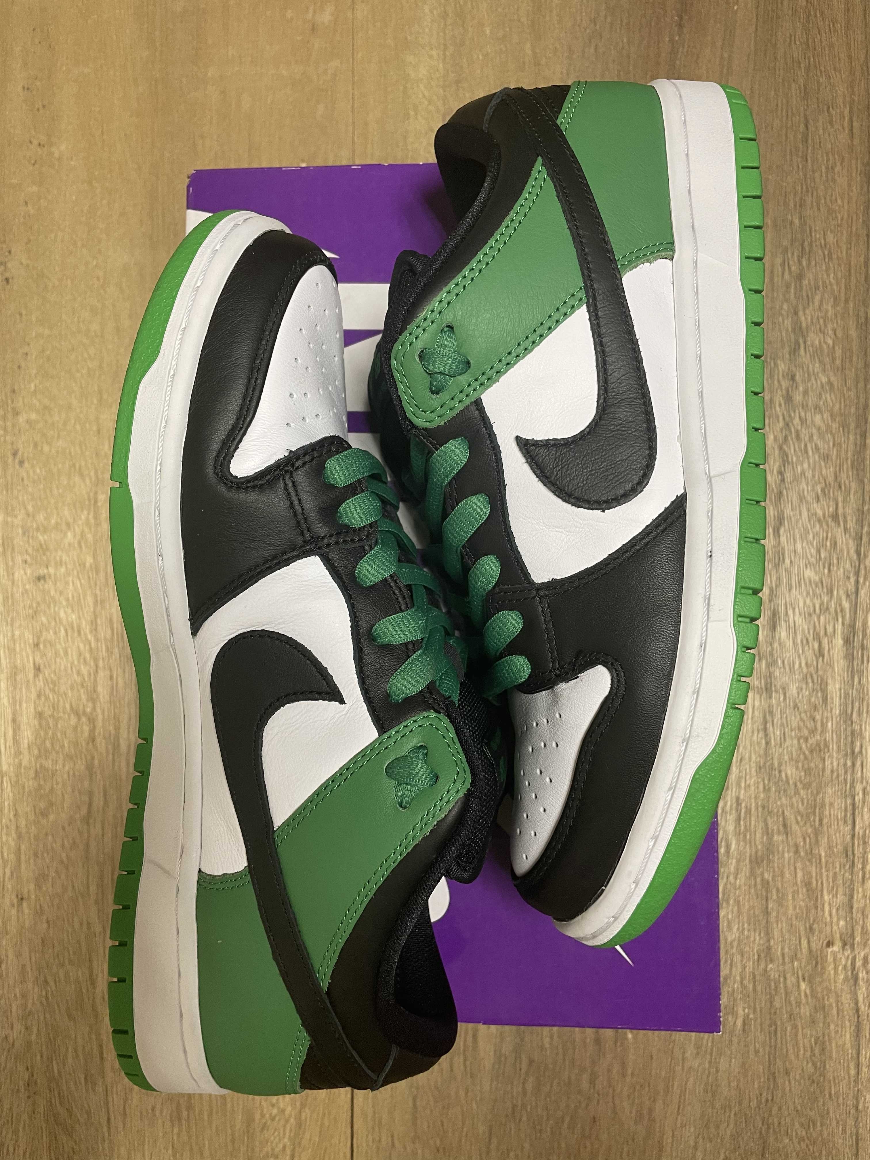 Nike SB Dunk Low Pro "Black and Classic Green"