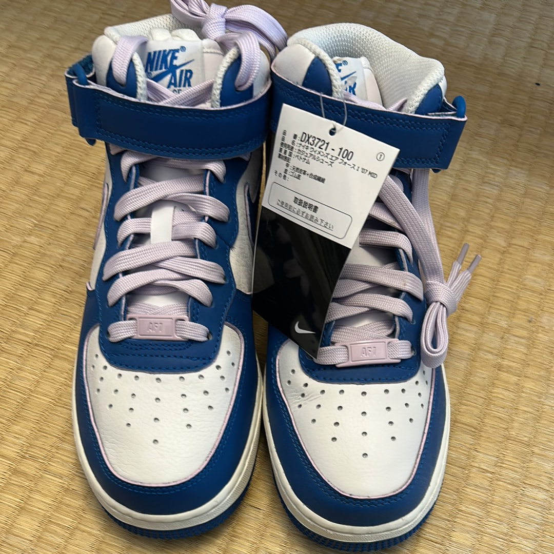 Nike Women's Air Force 1 Mid "Kentucky"