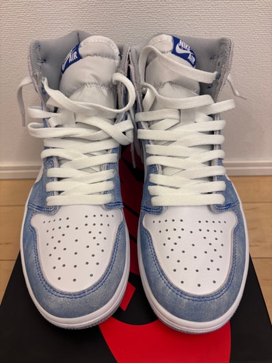 Nike Air Jordan 1 High OG "Hyper Royal"