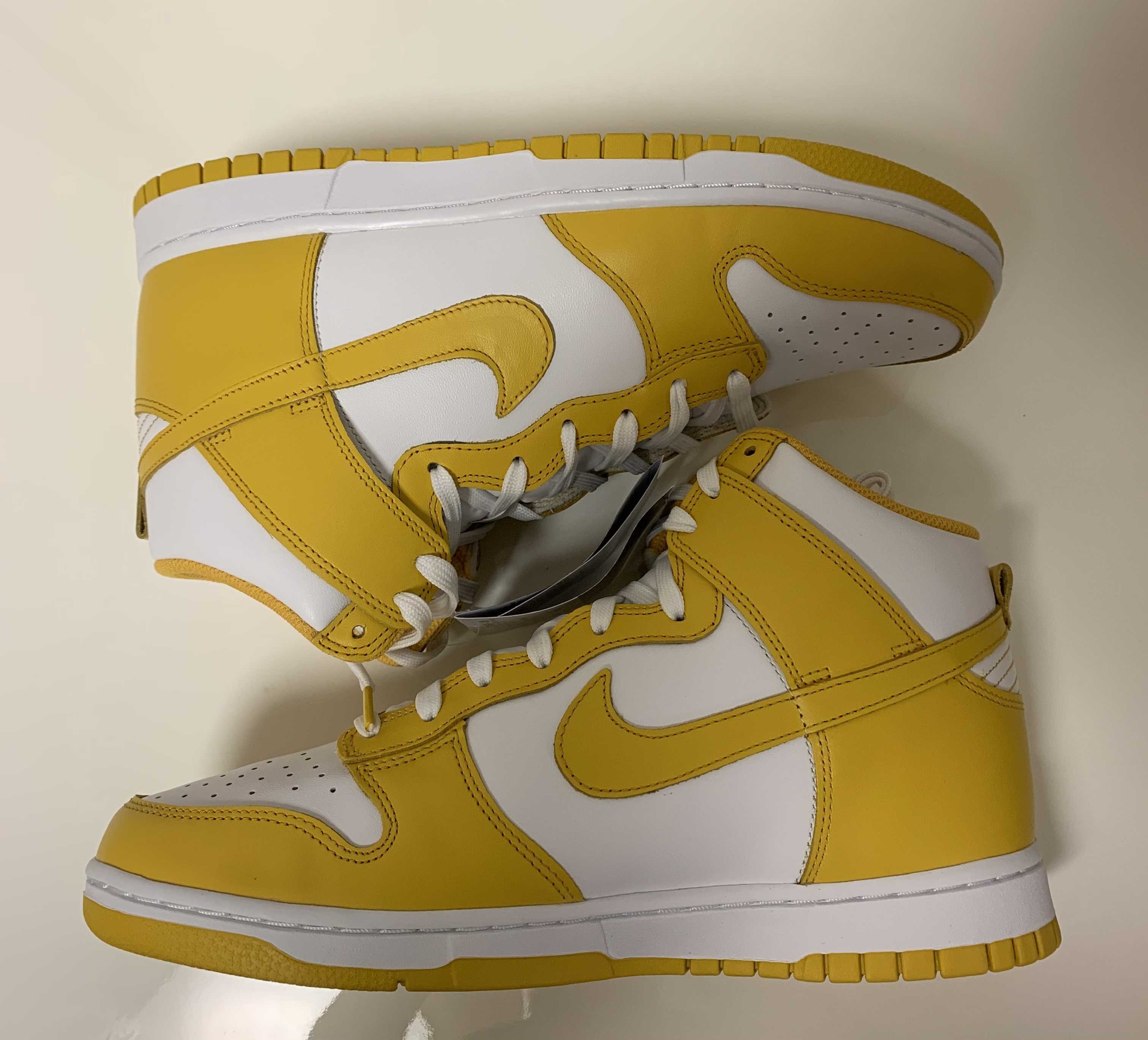 NIKE Women's DUNK HIGH "DARK SULFUR"