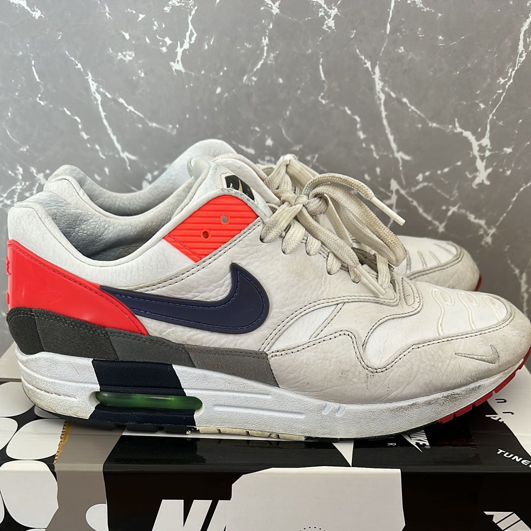 AIR MAX 1 "EVOLUTION OF ICONS"