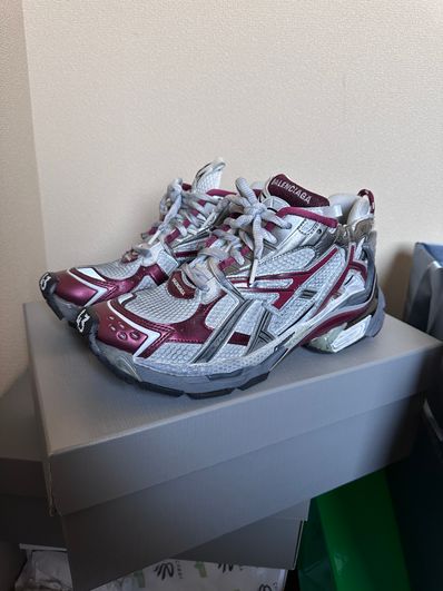 KITH × BALENCIAGA Runner "Burgundy"
