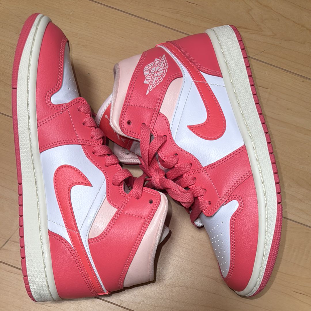 Nike Women's Air Jordan 1 Mid "Strawberries and Cream"