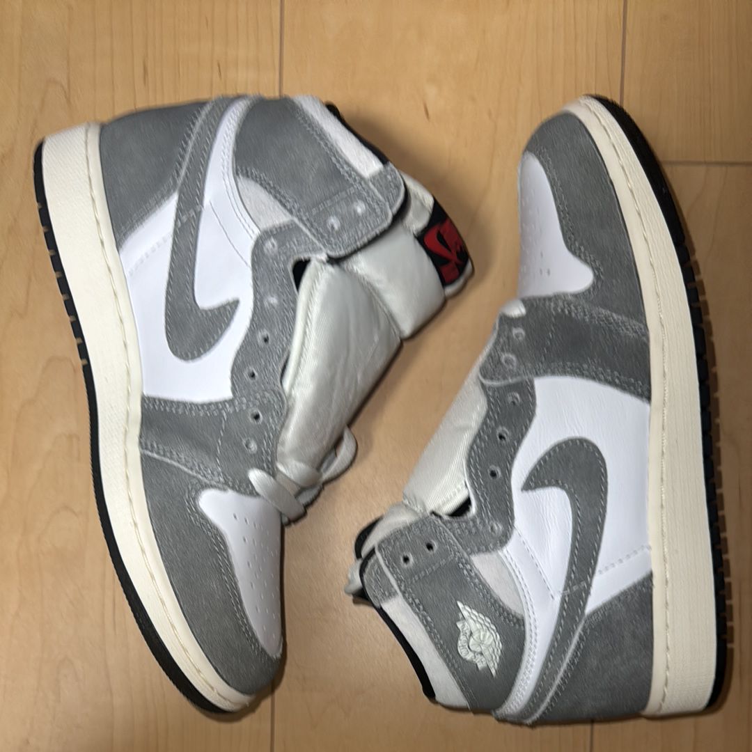 Nike GS Air Jordan 1 Retro High OG "Black and Smoke Grey"