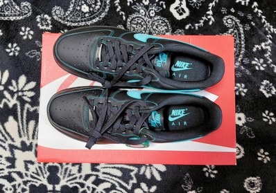 Nike Air Force 1 Low "Black Tiffany"