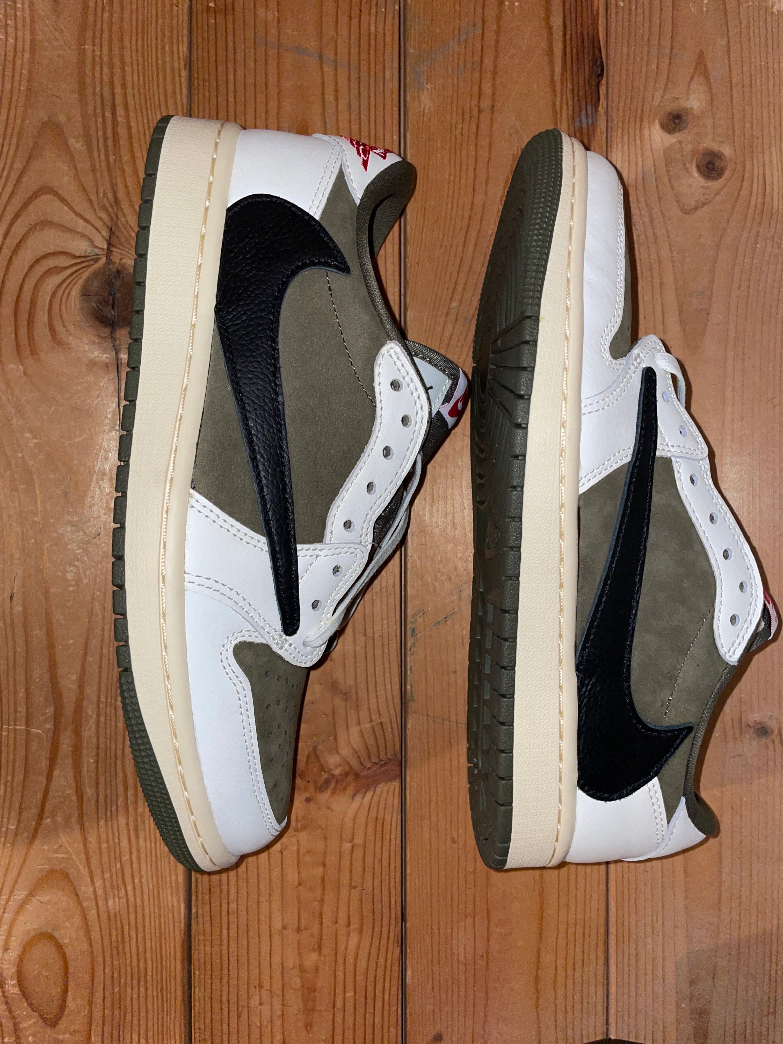 Travis Scott × Nike Air Jordan 1 Low OG SP "Reverse Olive"
