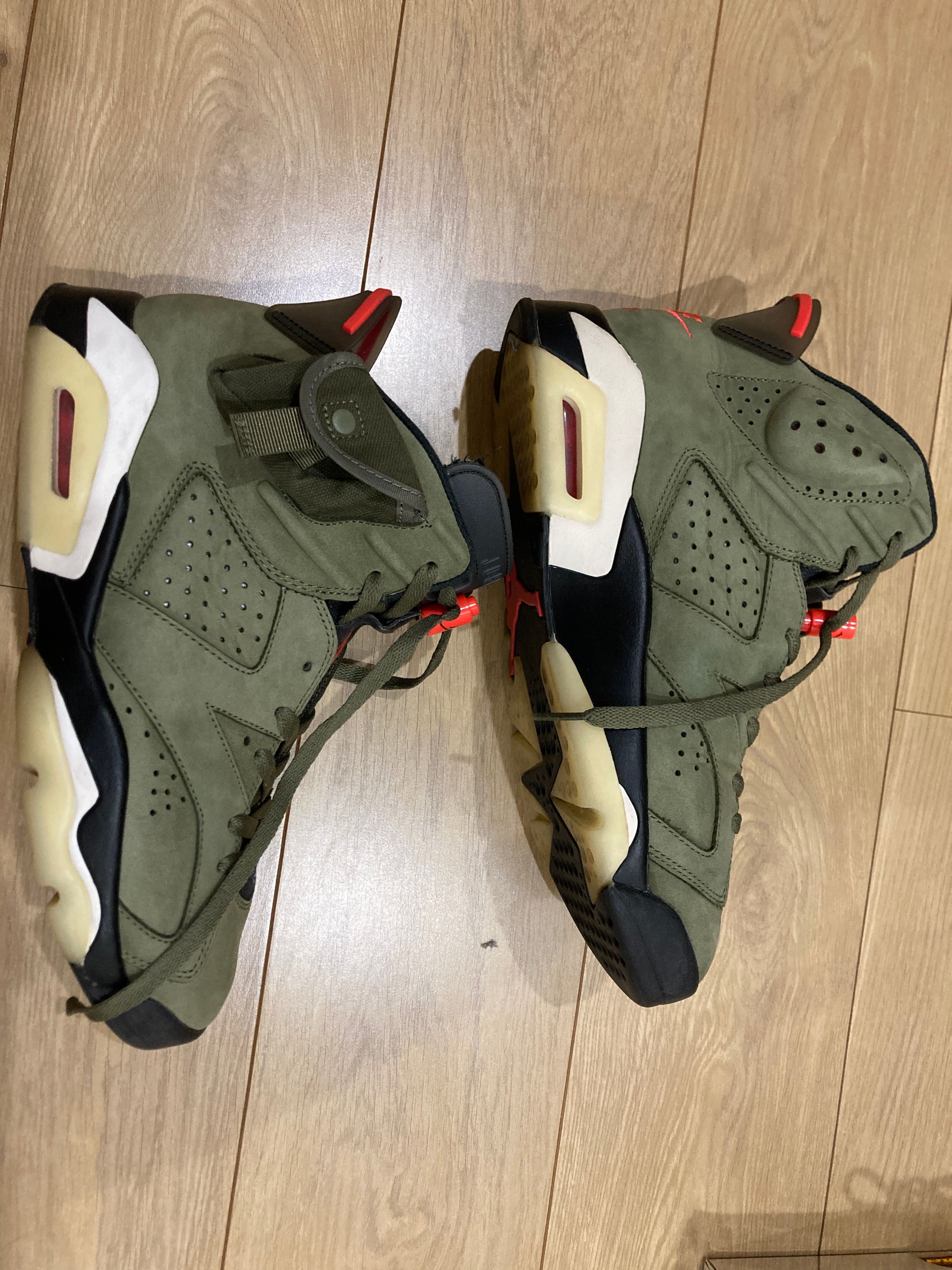Travis Scott × Nike Air Jordan 6 Retro "Medium Olive"