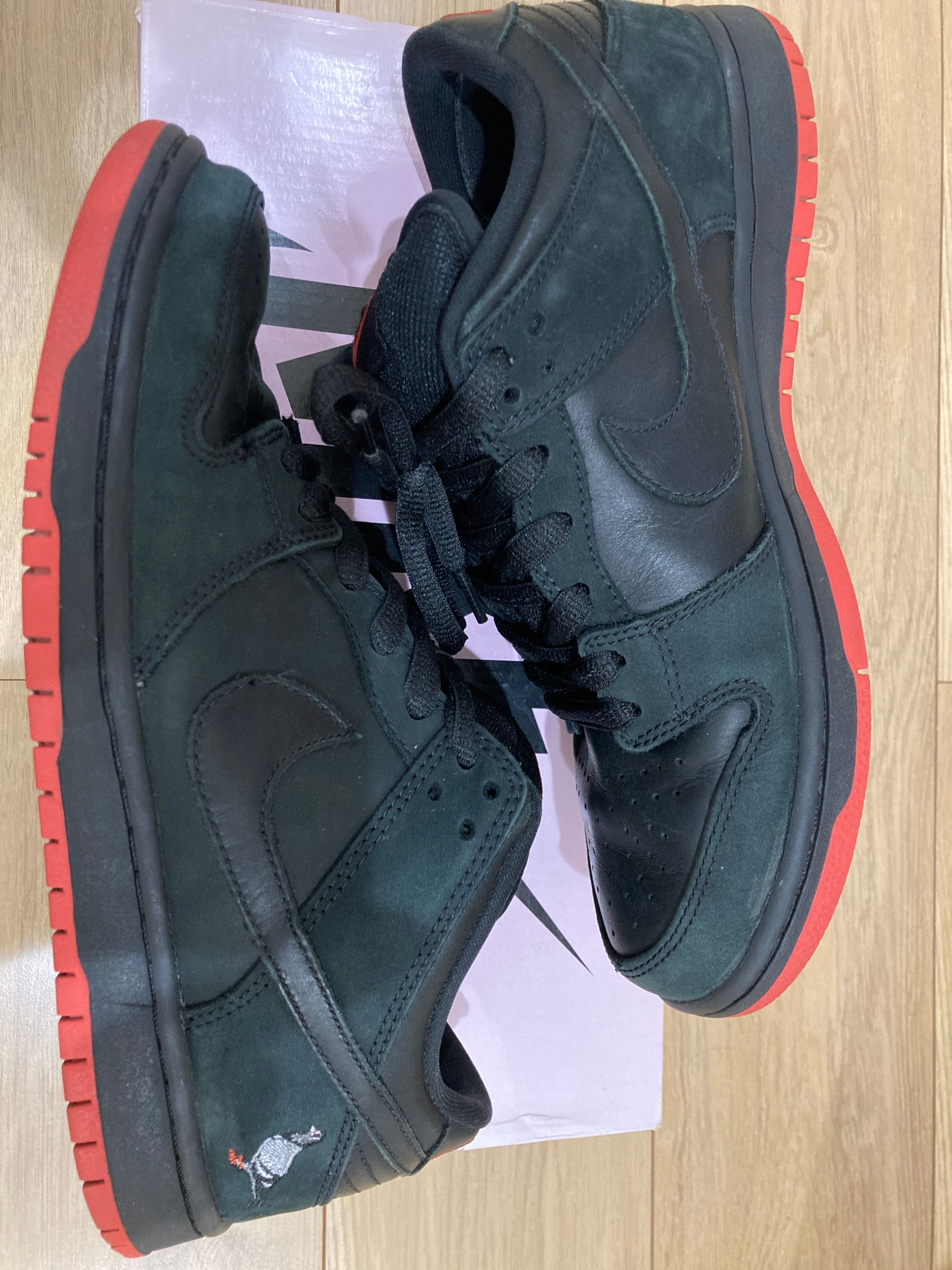 Nike SB Dunk Low TRD QS "Black Pigeon"