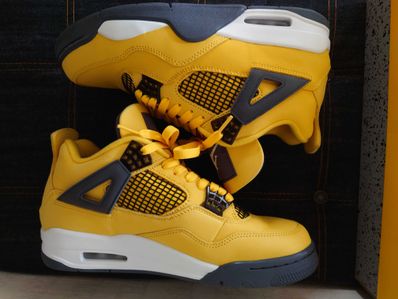 Nike Air Jordan 4 "Tour Yellow"