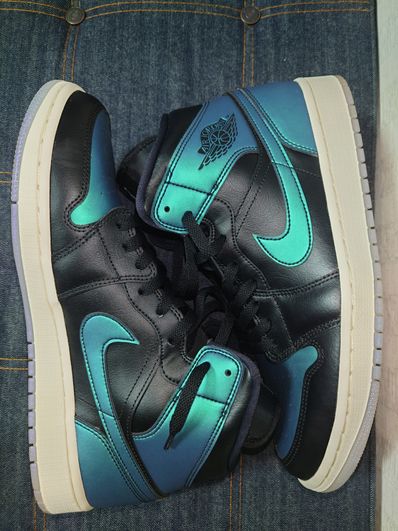 Nike Women's Air Jordan 1 Mid "Iridescent"