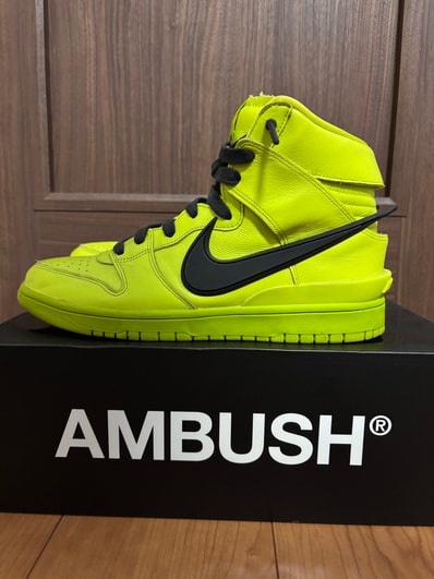 AMBUSH × NIKE DUNK HIGH "FLASH LIME"