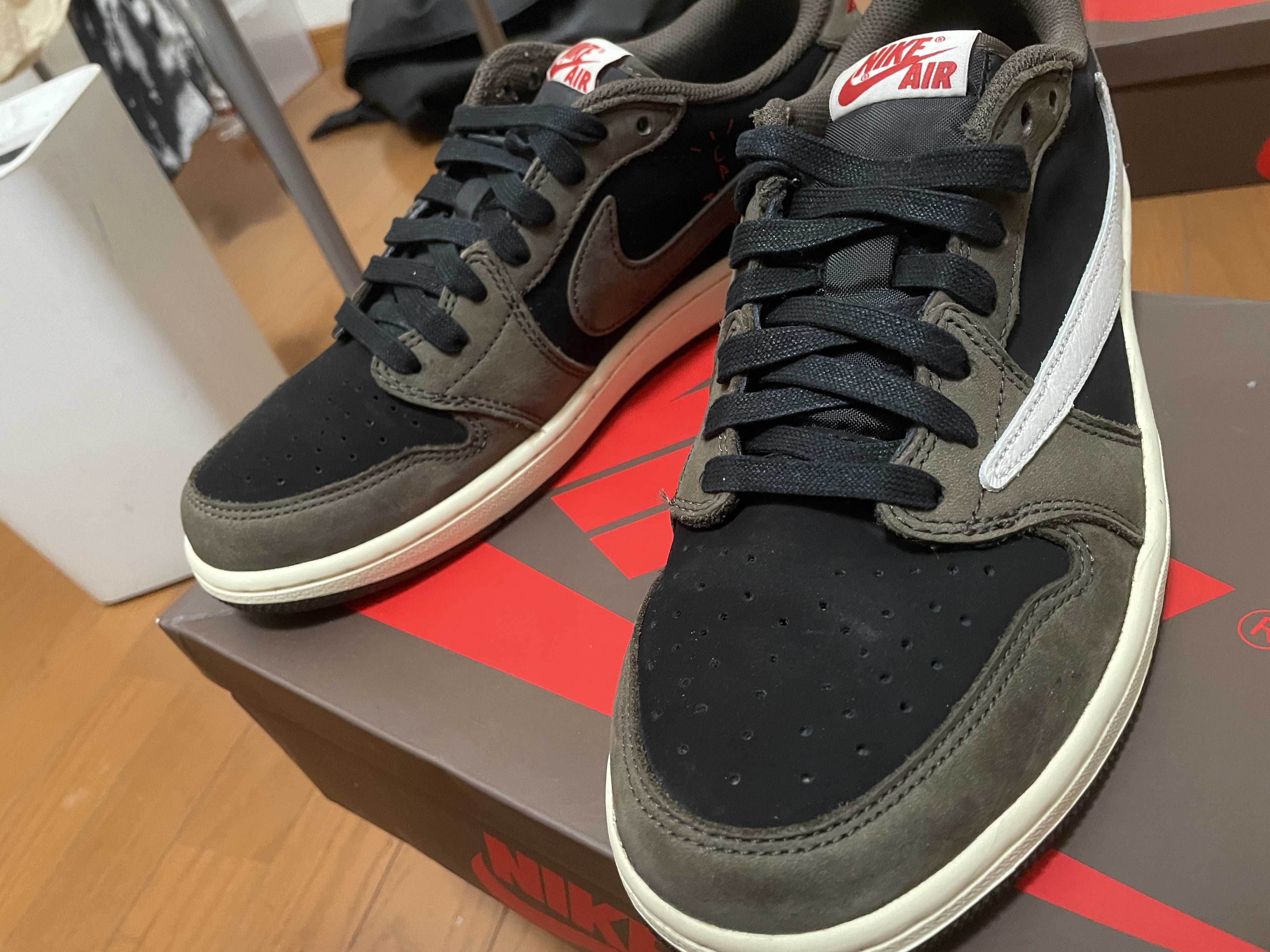 Travis Scott × Nike Air Jordan 1 Low OG SP-T  "Black/Dark Mocha"