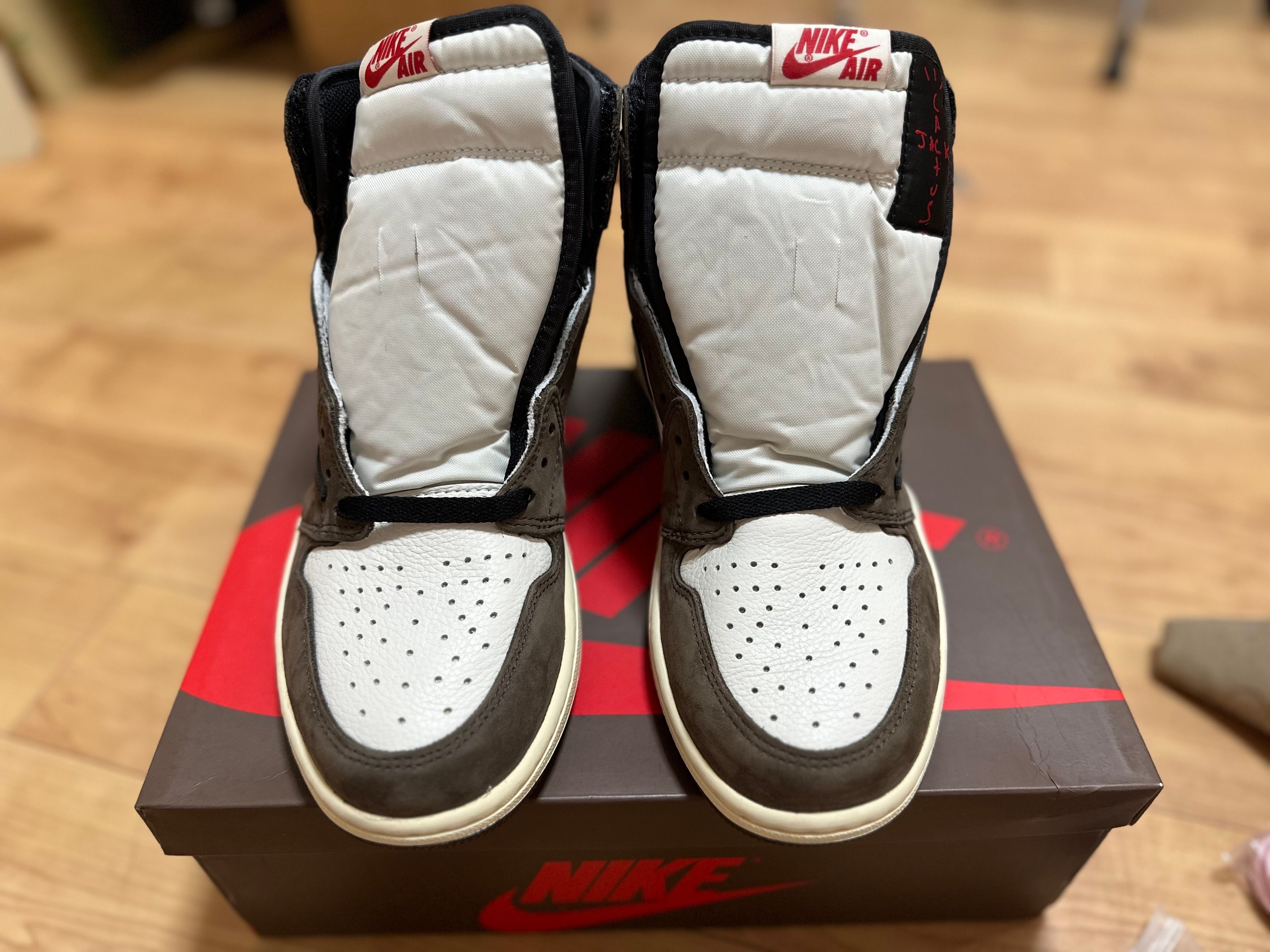 Travis Scott × Nike Air Jordan 1 Retro High OG TS SP "Sail/Dark Mocha"