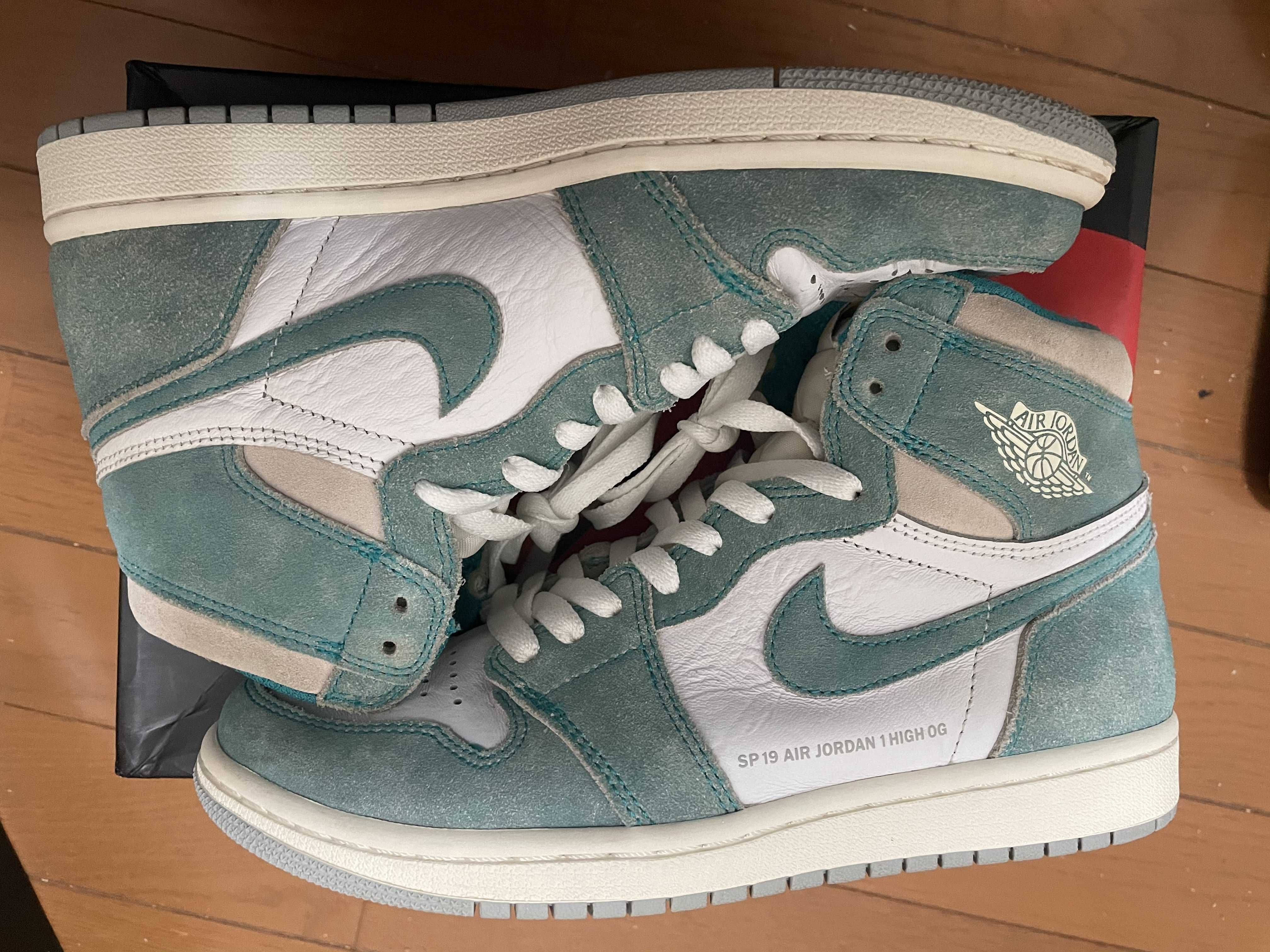 Nike Air Jordan 1 Retro High OG "Turbo Green"
