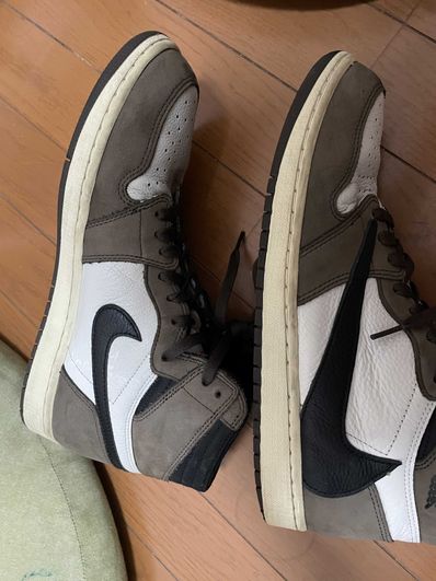 Travis Scott × Nike Air Jordan 1 Retro High OG TS SP "Sail/Dark Mocha"