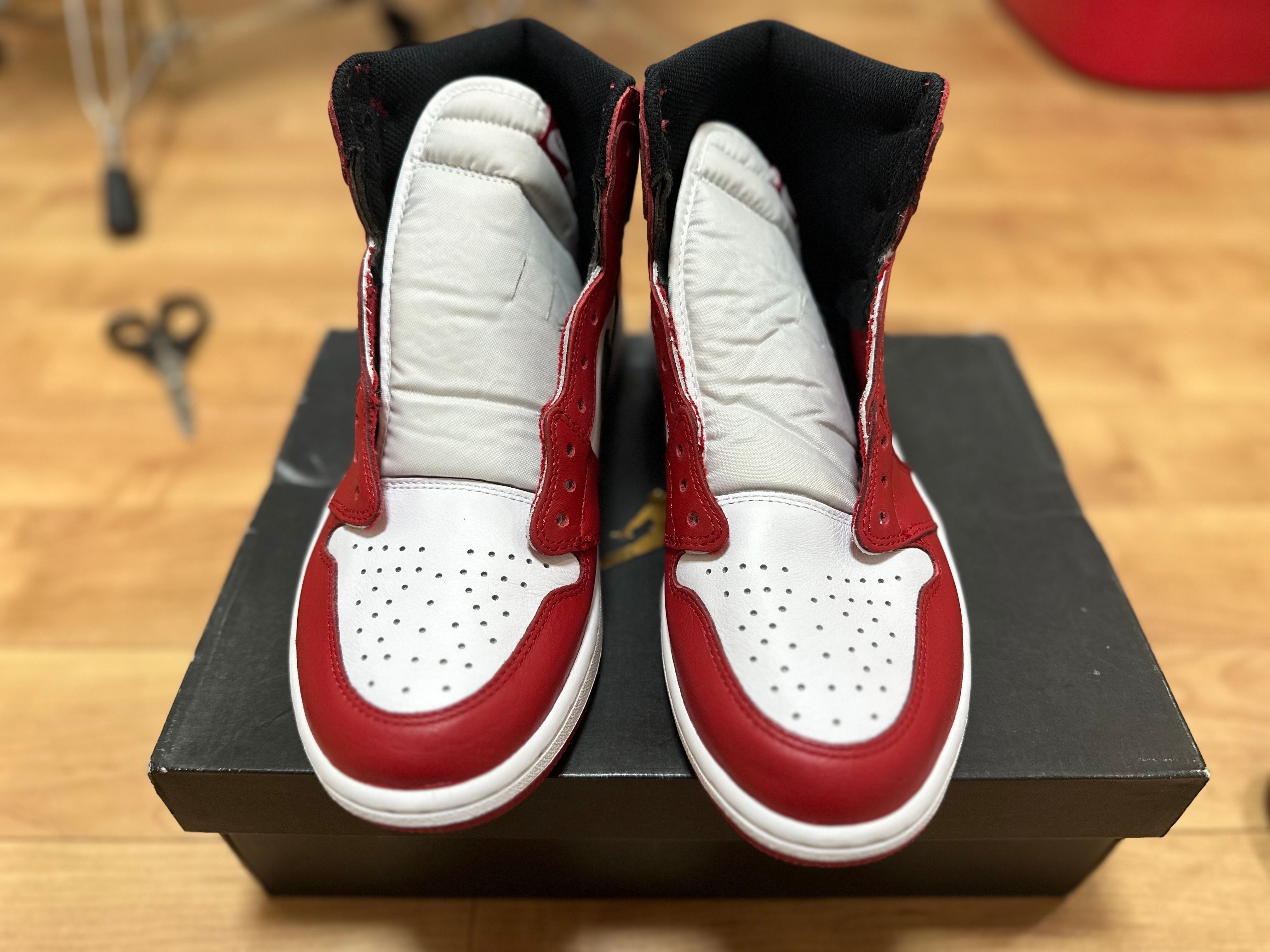 Nike Air Jordan 1 Retro High "Chicago" (2015)