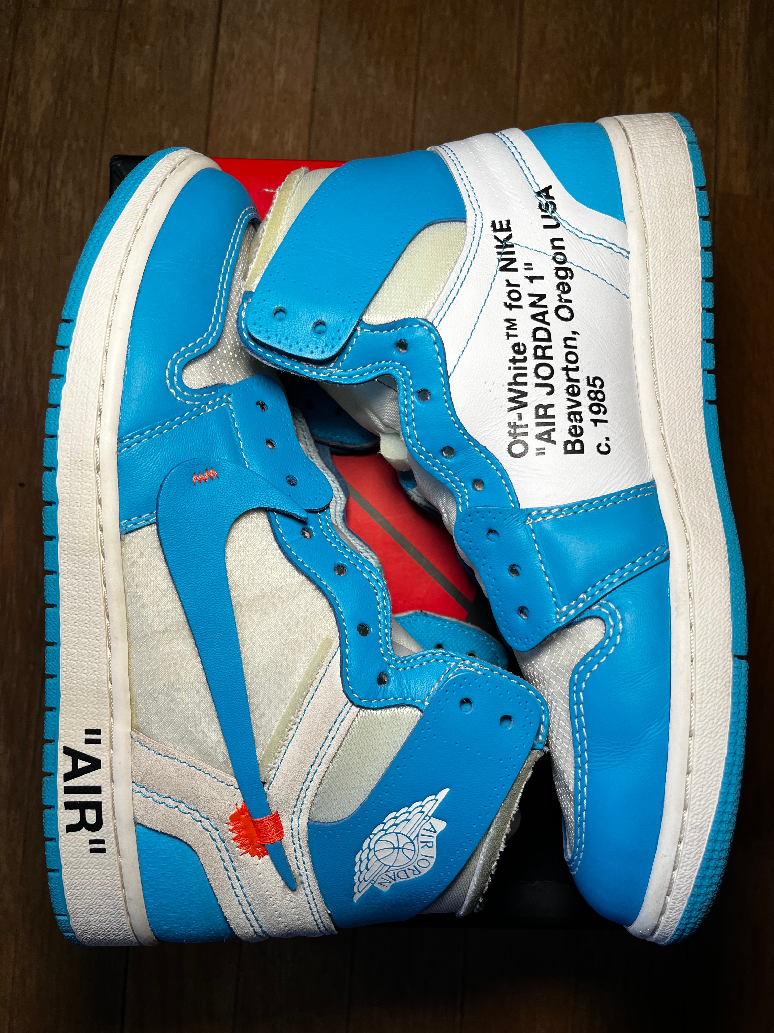 Off-White × Nike Air Jordan 1 High UNC "White/Dark Powder Blue"