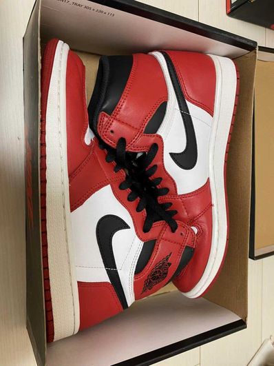 Nike Air Jordan 1 Retro High "Chicago" (2015)