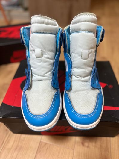 Off-White × Nike Air Jordan 1 High UNC "White/Dark Powder Blue"