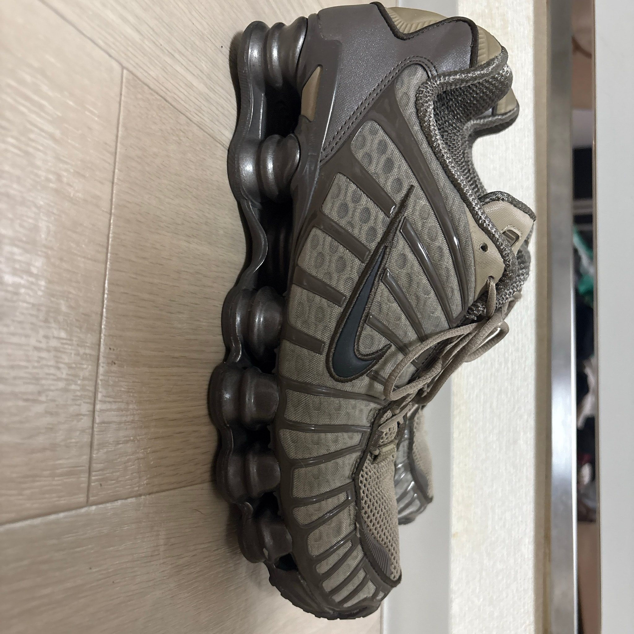 Nike Women's Shox TL "Khaki"