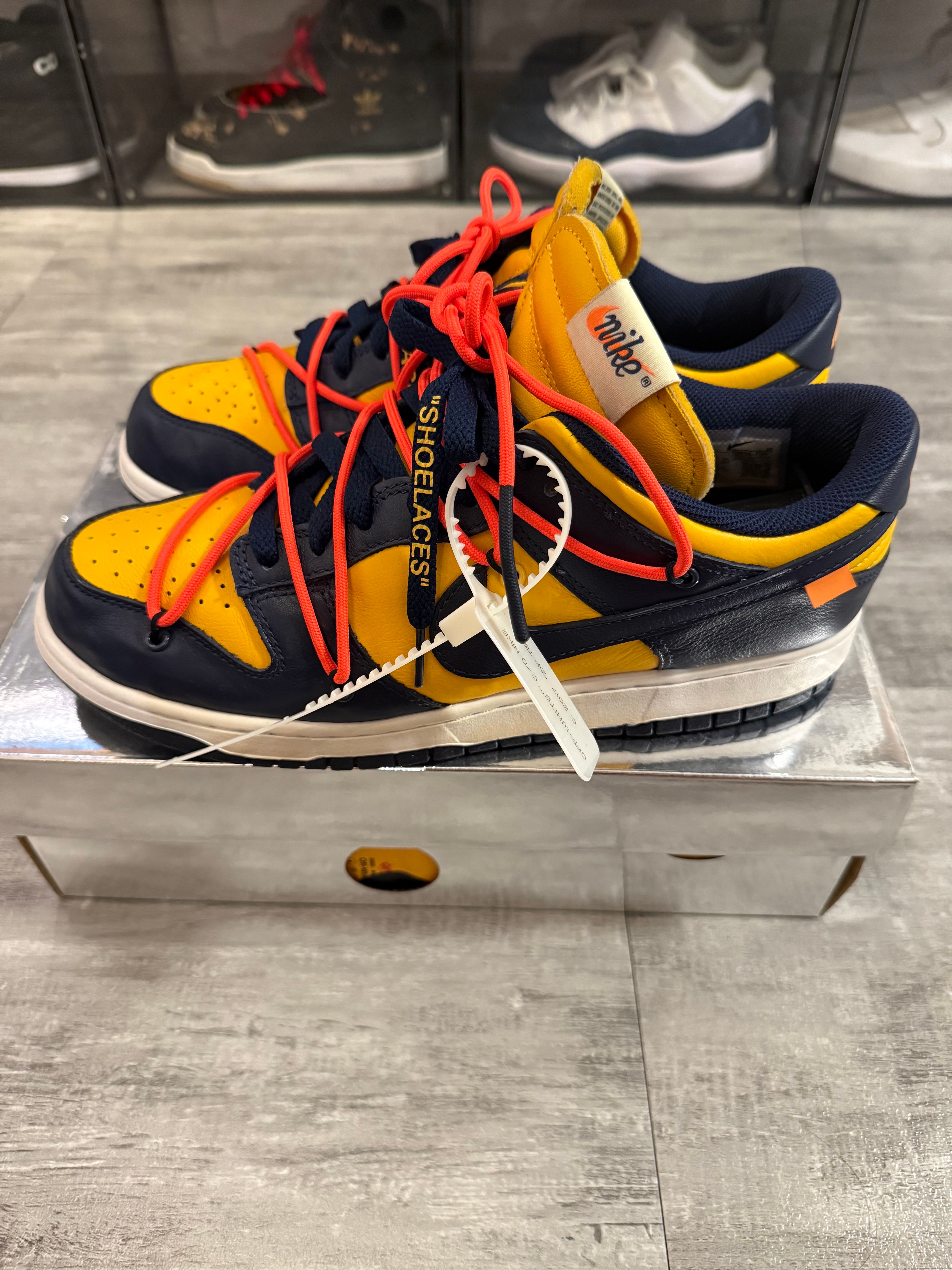 Off-White × Nike Dunk Low LTHR "University Gold/Midnight Navy/White"