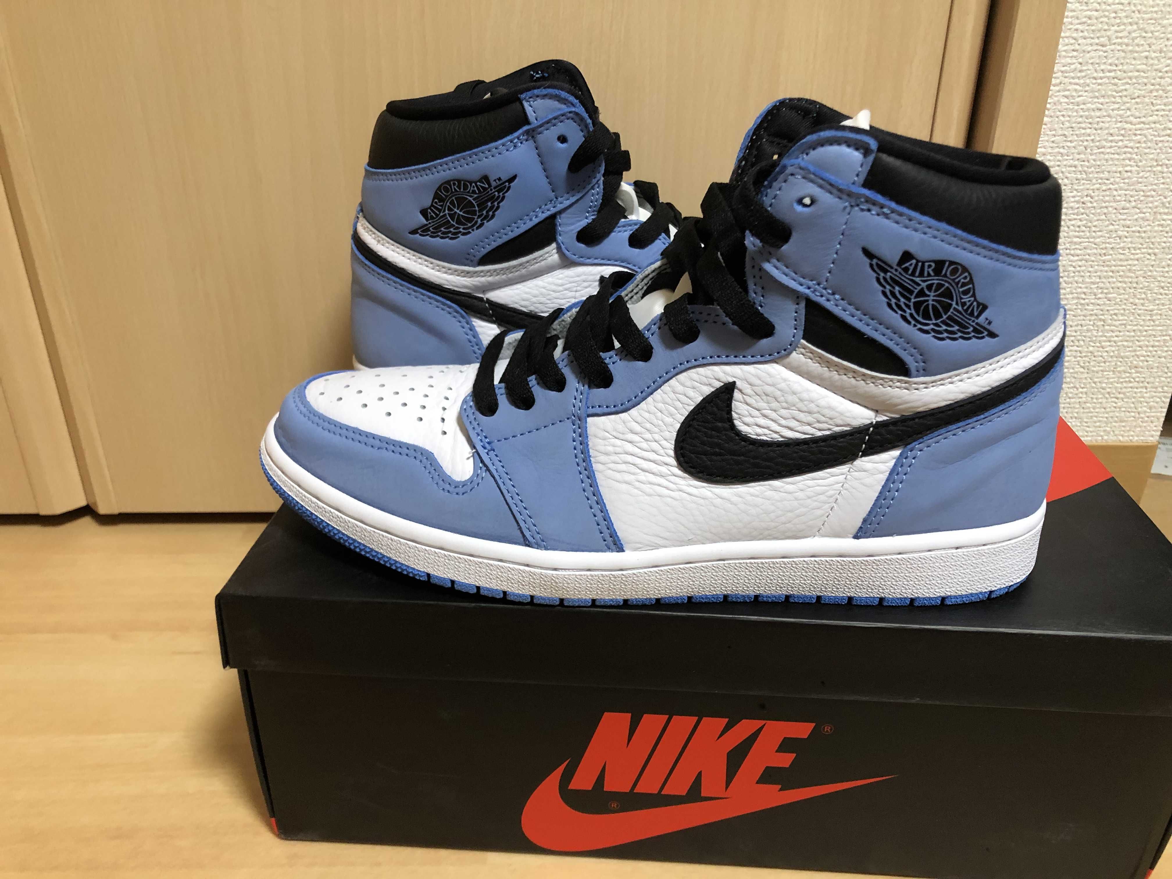 Nike Air Jordan 1 High OG "University Blue"