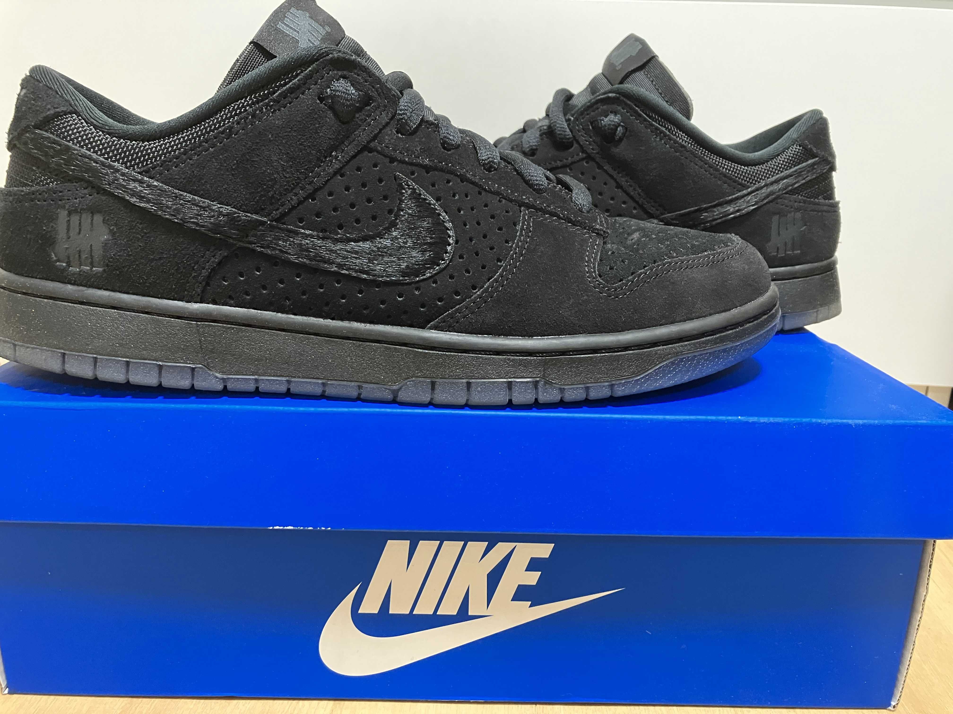 UNDEFEATED × Nike Dunk Low SP "5 ON IT"