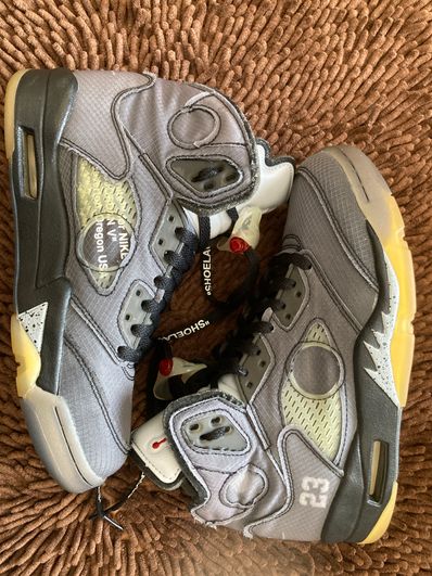 Off-White × Nike Air Jordan 5 "Black/Muslin/Fire Red"