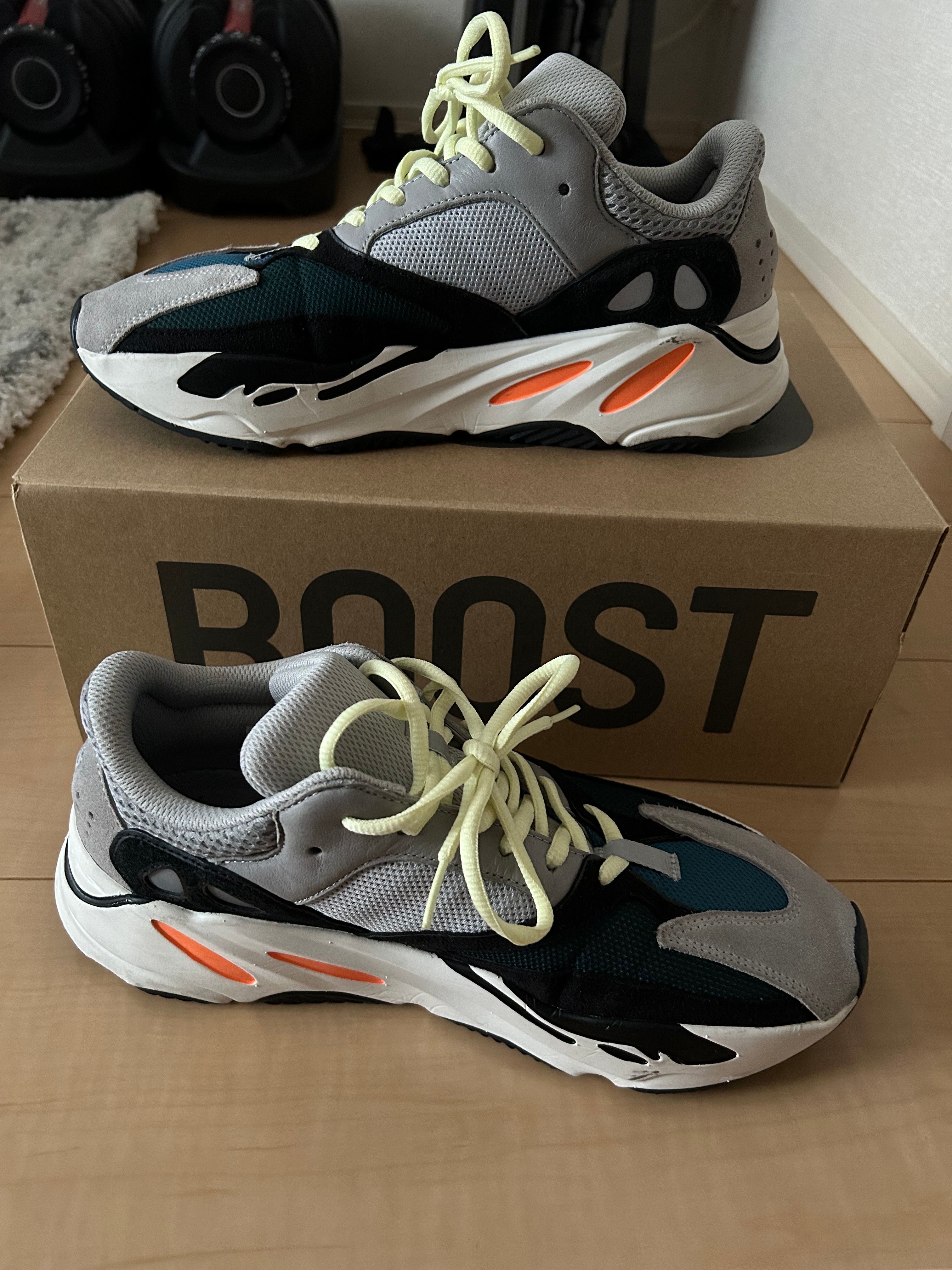 adidas YEEZY Boost 700 "Wave Runner"