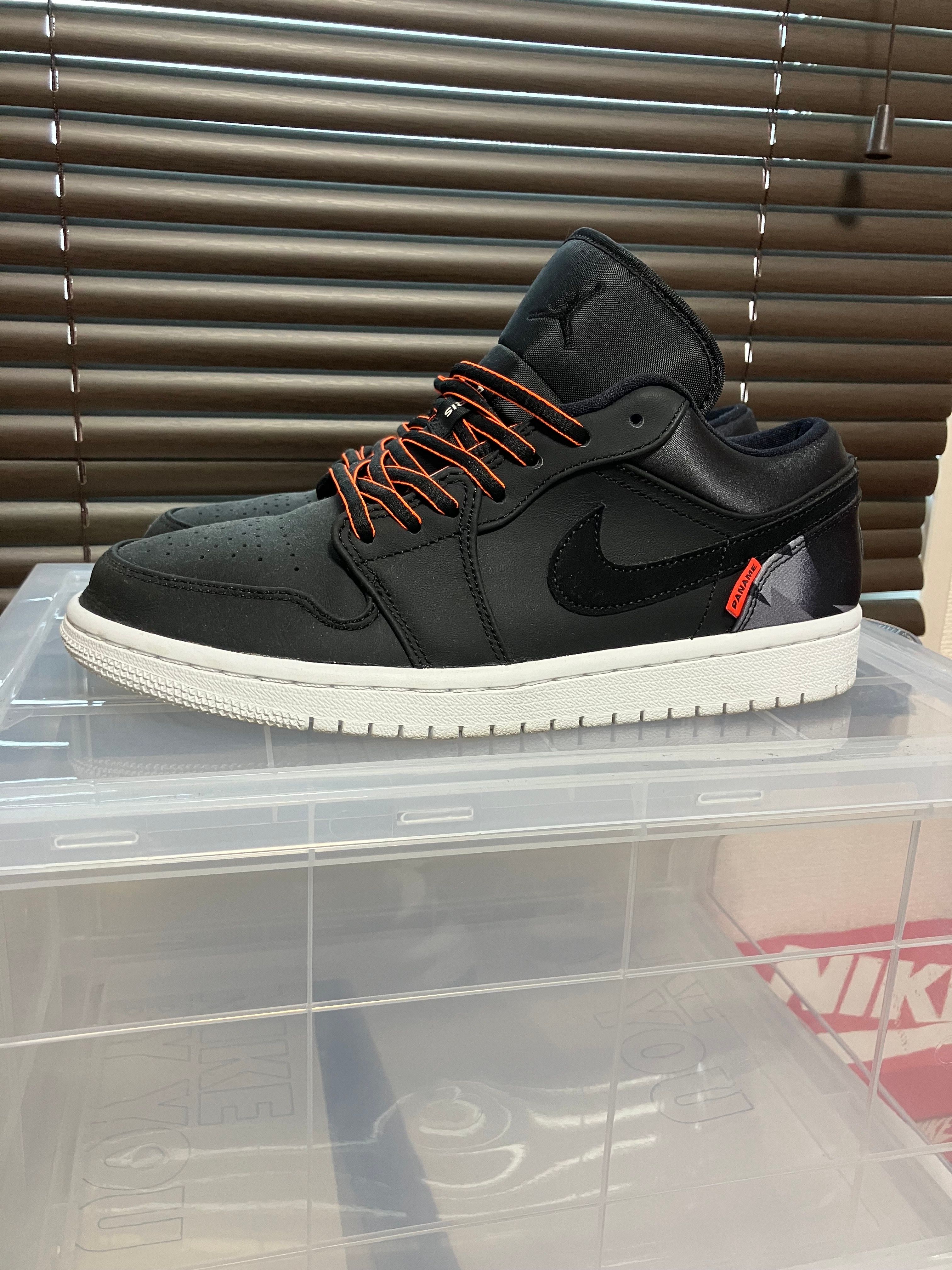 Paris Saint-Germain (PSG) × Nike Air Jordan 1 Low "Black"