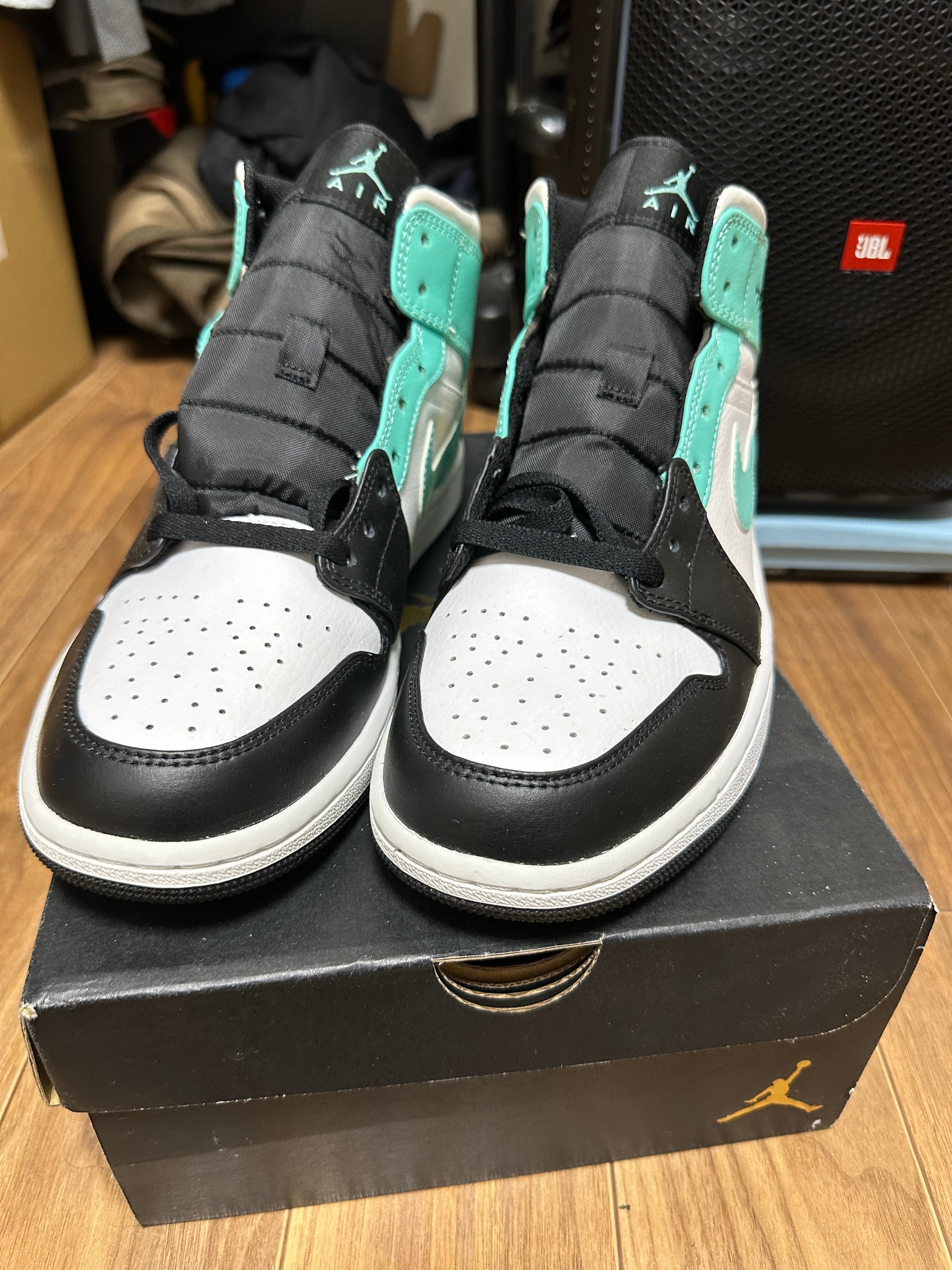 NIKE AIR JORDAN 1 MID "TROPICAL TWIST"