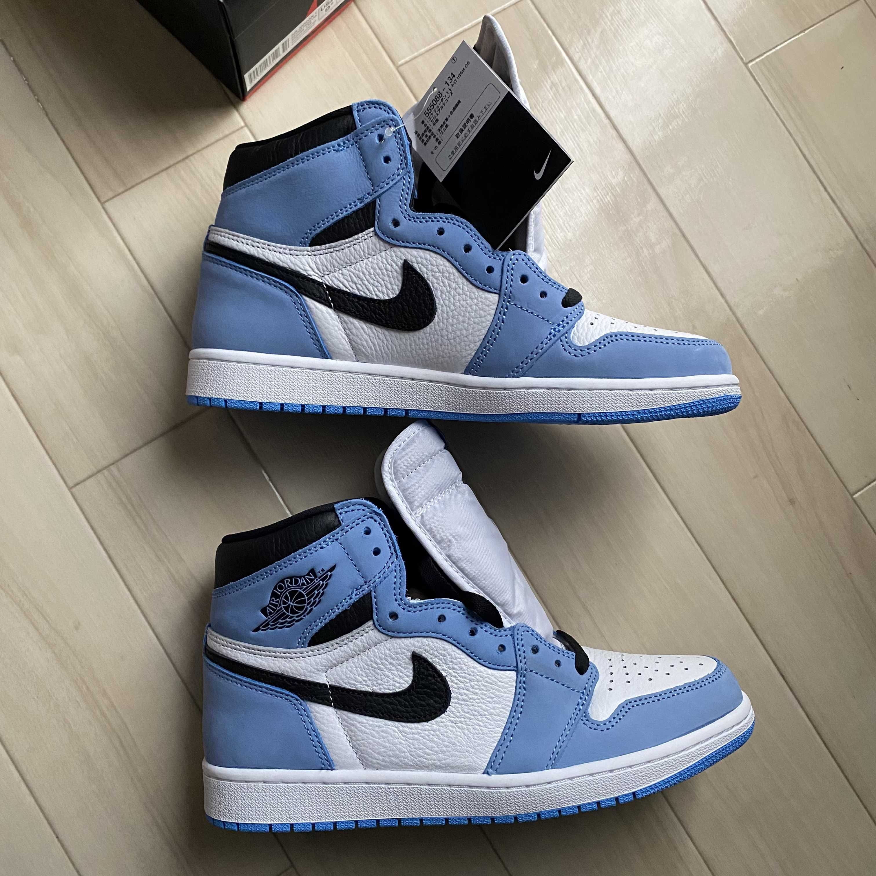 Nike Air Jordan 1 High OG "University Blue"