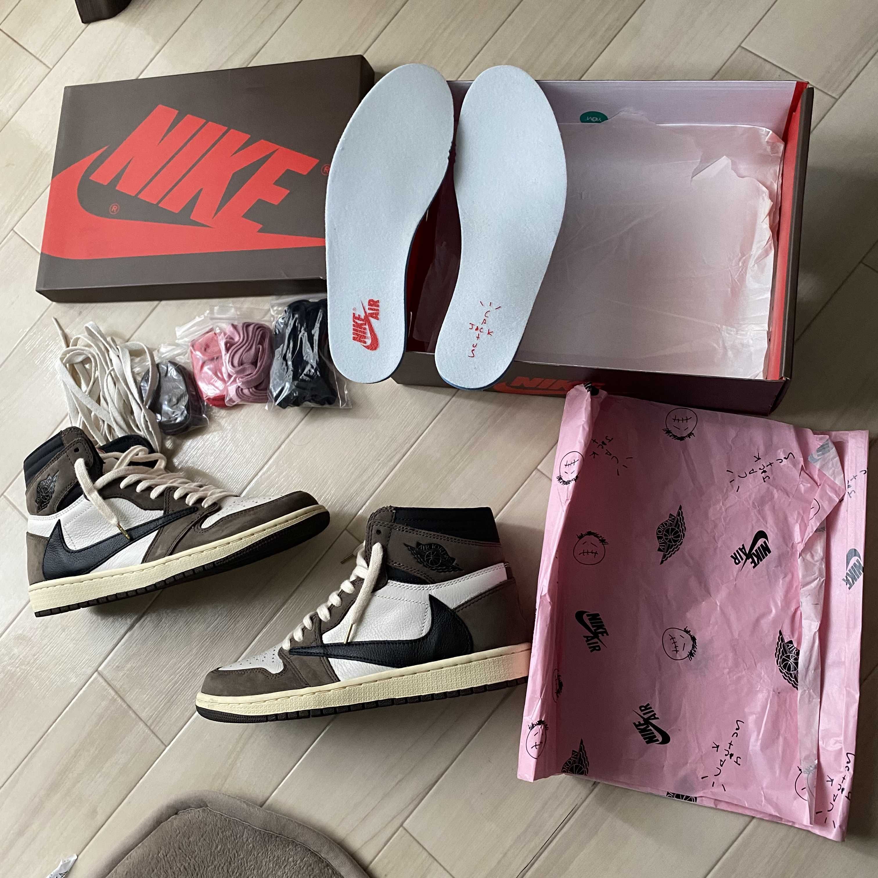 Travis Scott × Nike Air Jordan 1 Retro High OG TS SP "Sail/Dark Mocha"