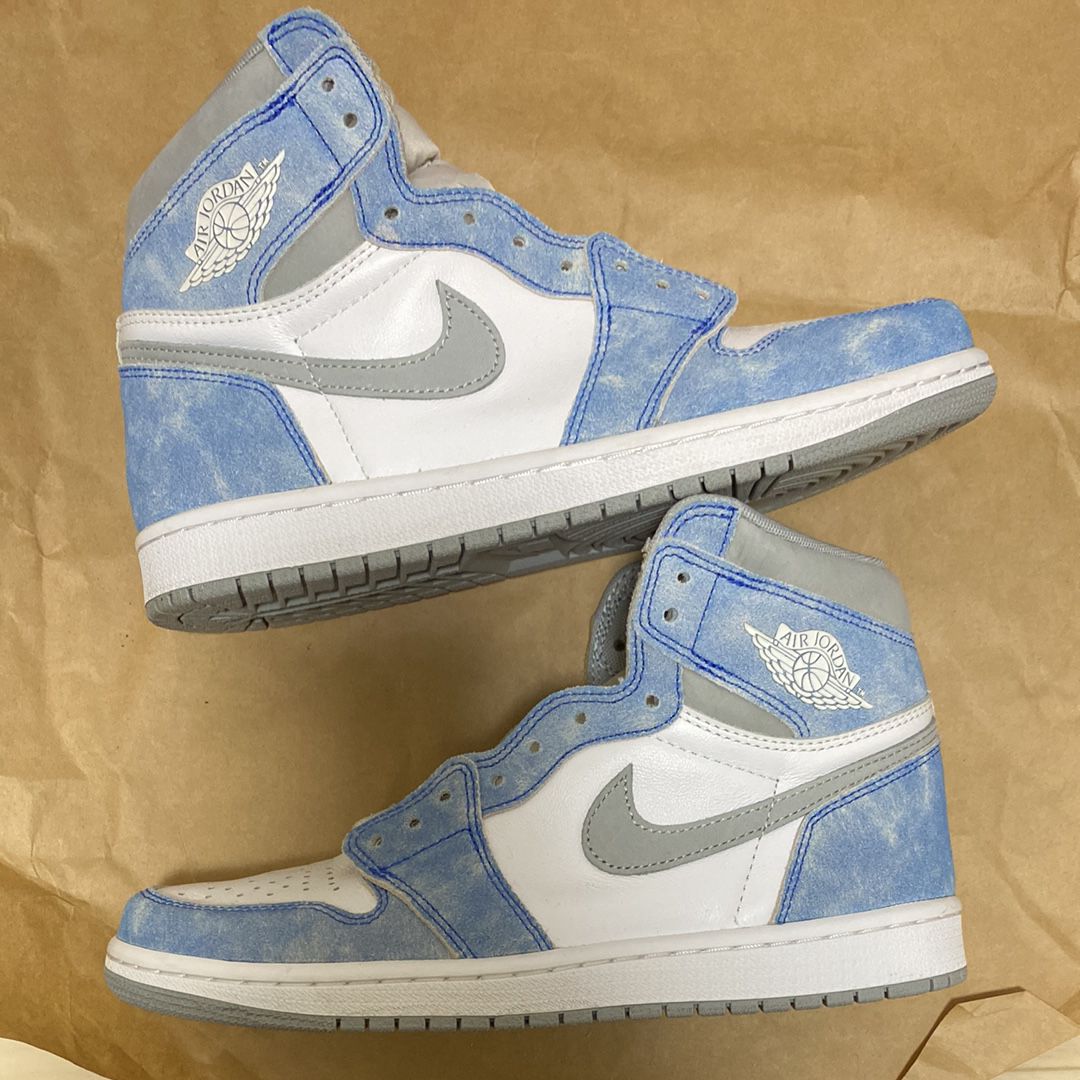 Nike Air Jordan 1 High OG "Hyper Royal"