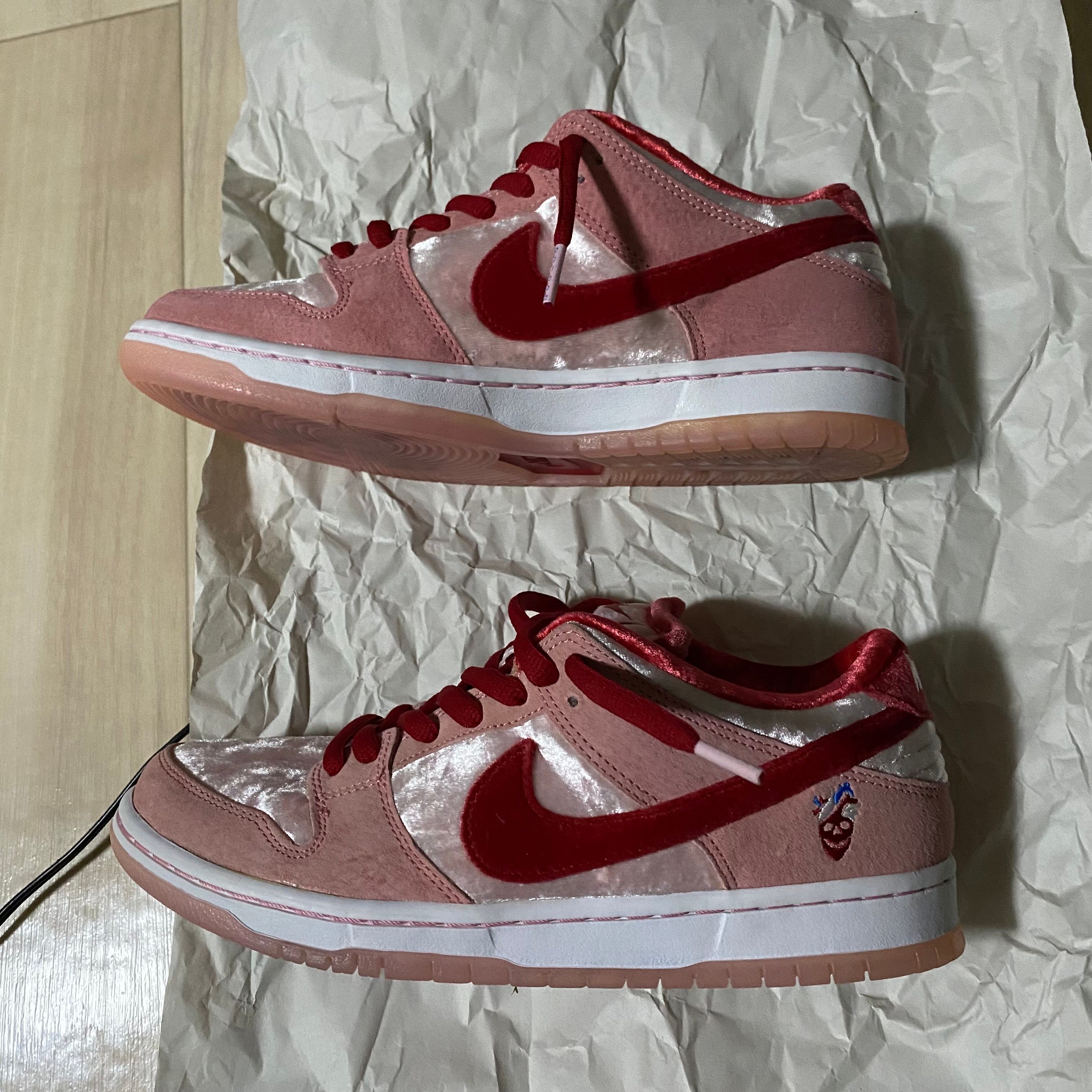 Strangelove × Nike SB Dunk Low "Valentine’s Day"