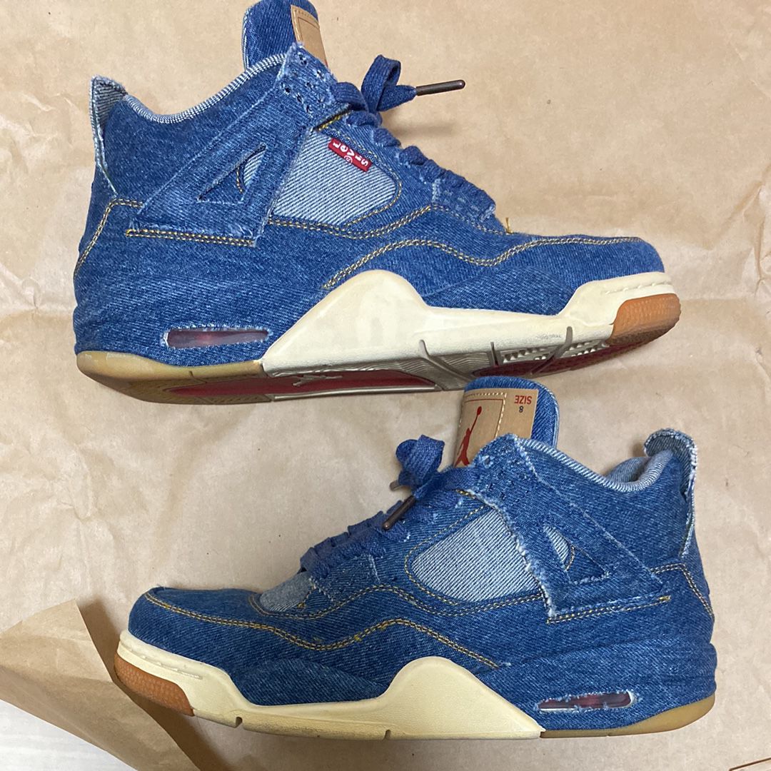 Nike × Levi's Air Jordan 4 "Denim"(タグ:LEVIS®)