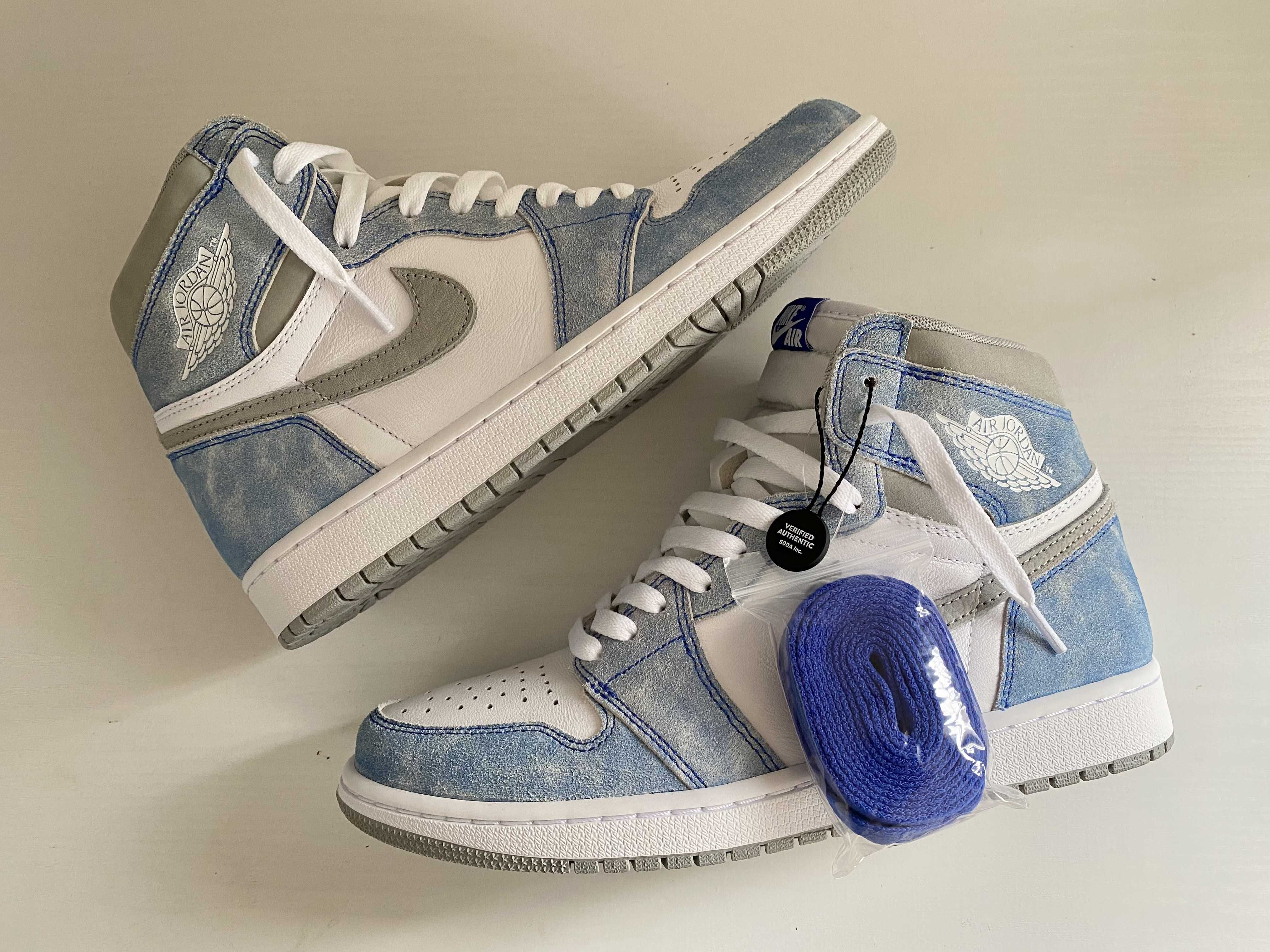 Nike Air Jordan 1 High OG "Hyper Royal"