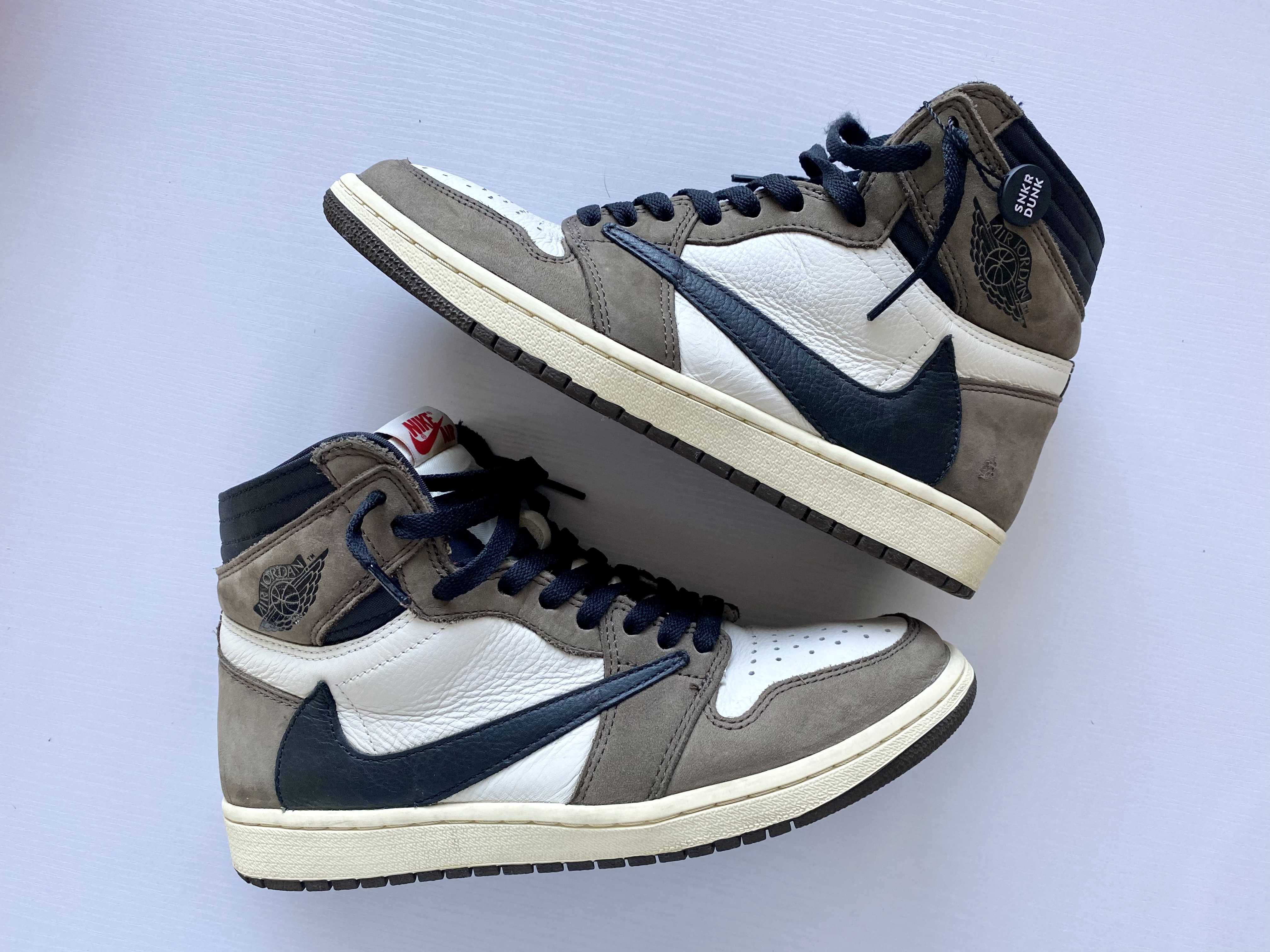 Travis Scott × Nike Air Jordan 1 Retro High OG TS SP "Sail/Dark Mocha"