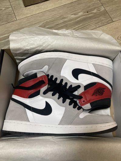 Nike Air Jordan 1 High OG "White/Black/Light Smoke Grey"