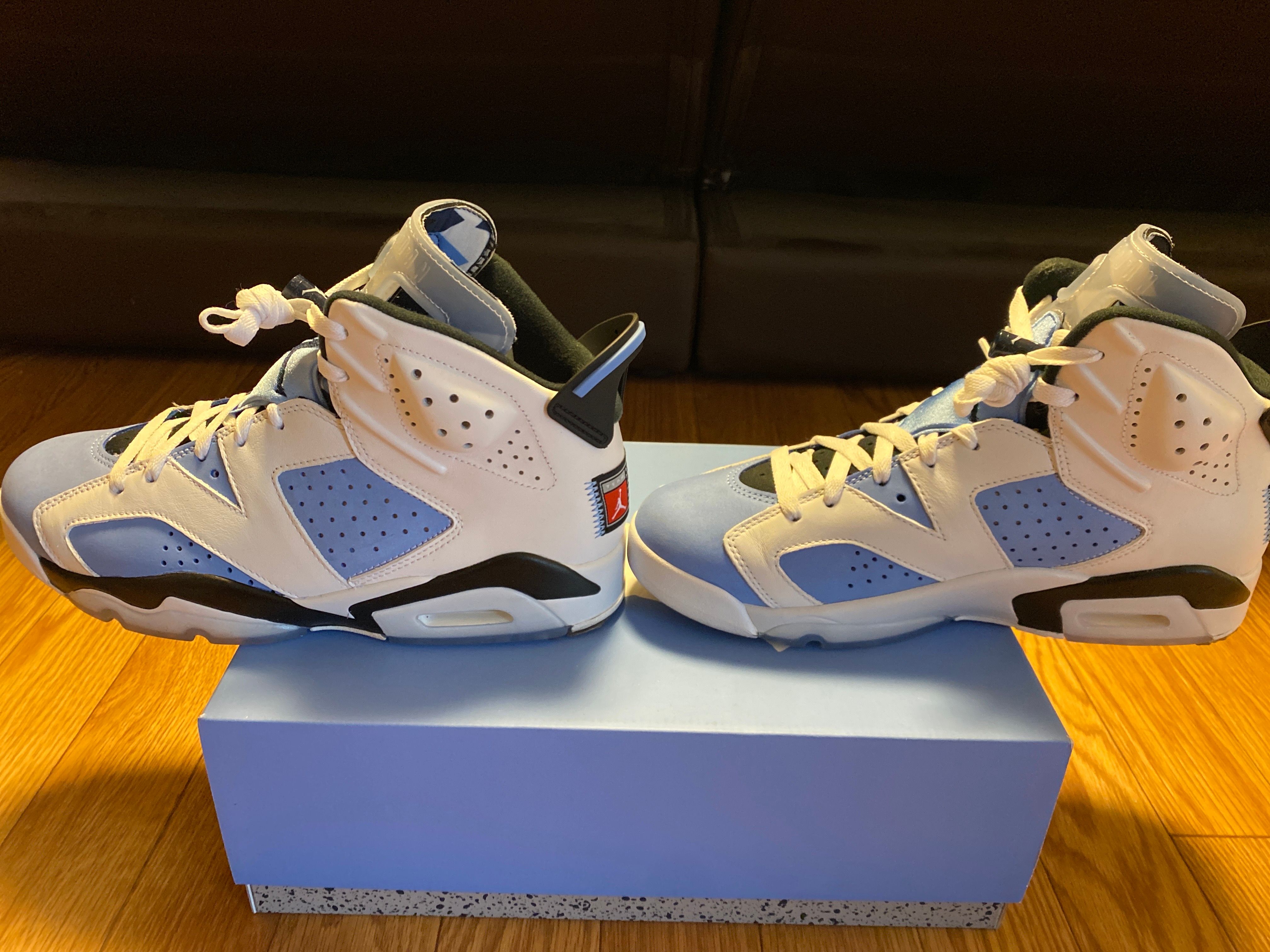 Nike Air Jordan 6 "UNC"