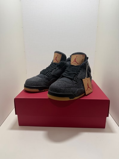 Nike × Levi's Air Jordan 4 "Black Denim" (Blank Tab)