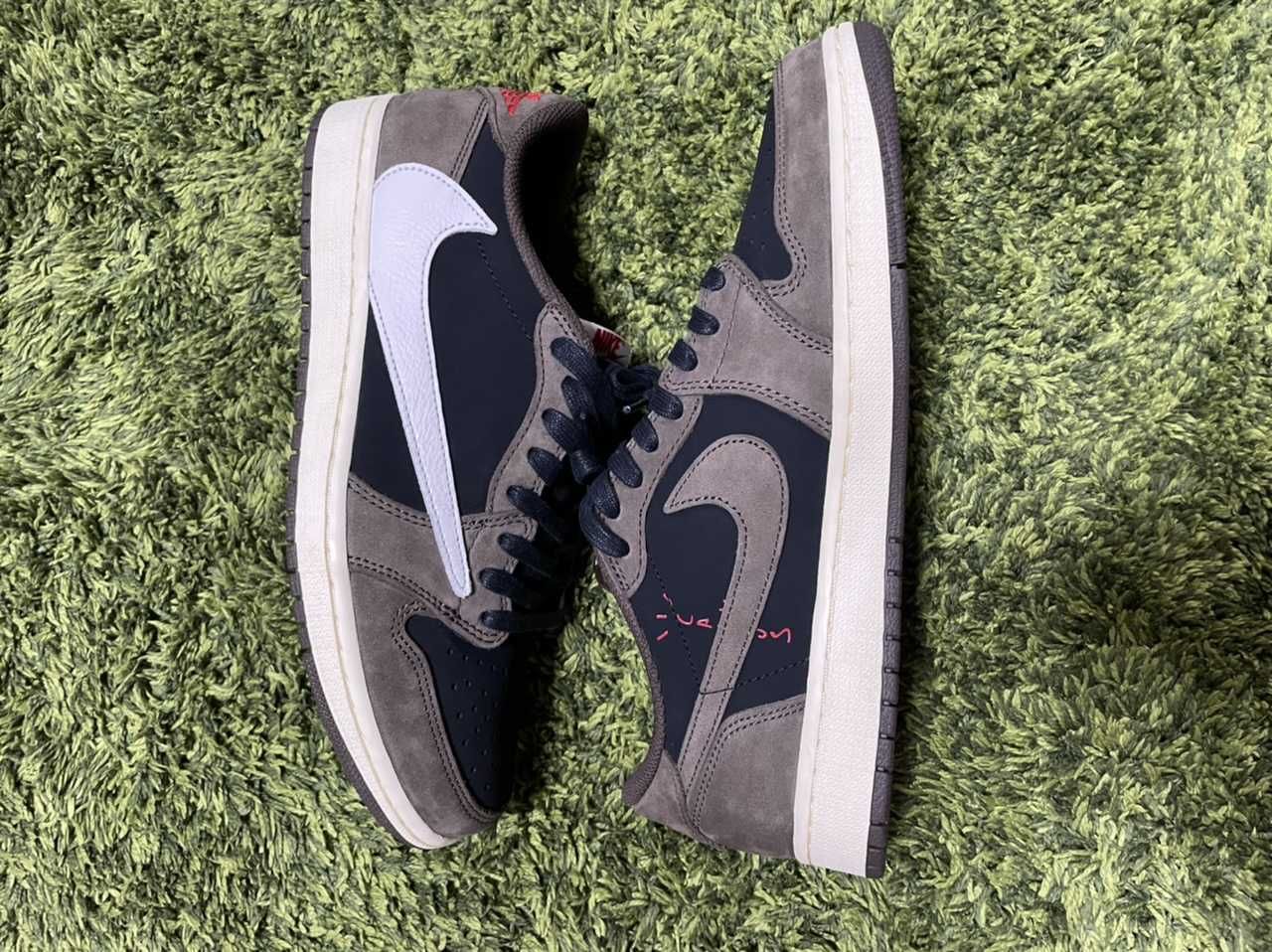 Travis Scott × Nike Air Jordan 1 Low OG SP-T "Black/Dark Mocha"