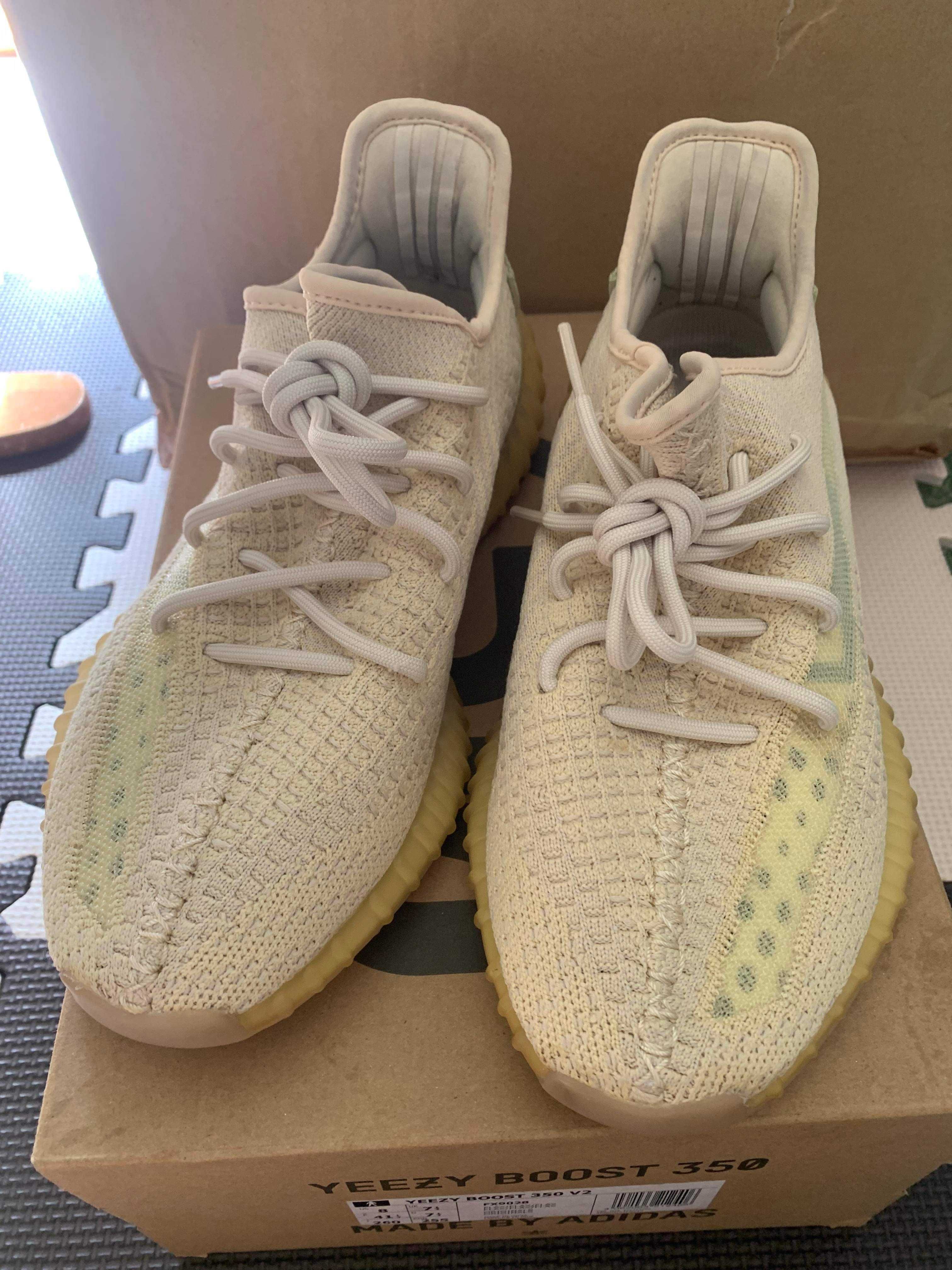 adidas YEEZY Boost 350 V2 "Flax"