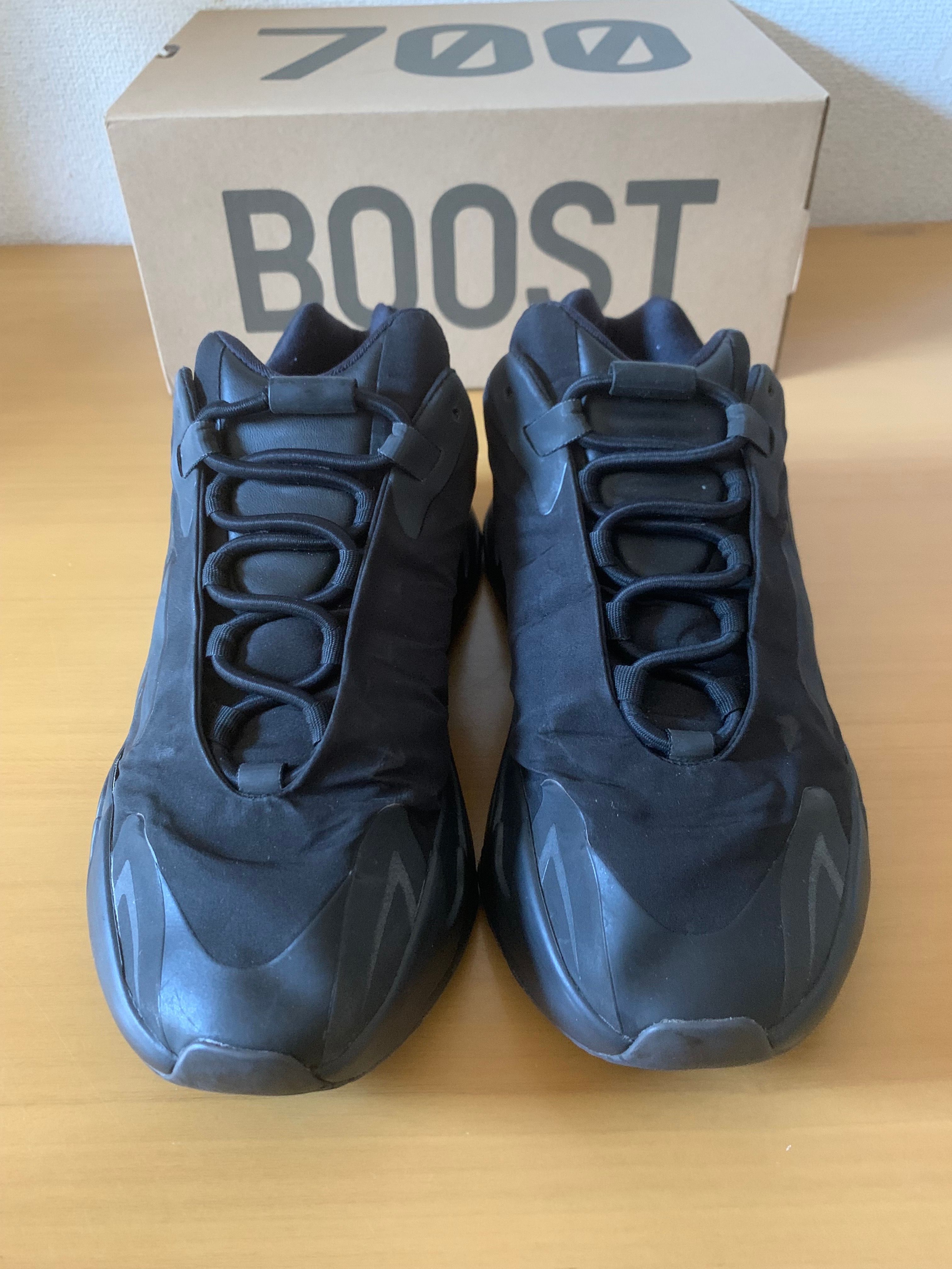 adidas YEEZY Boost 700 MNVN "Black"