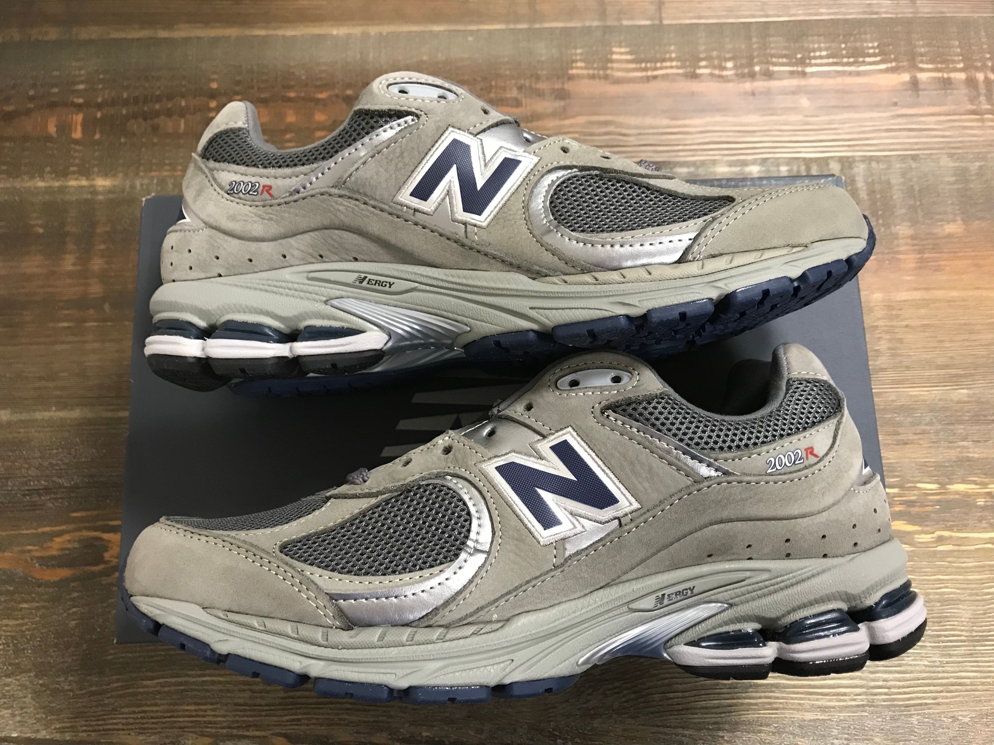 New Balance 2002R "Gray"