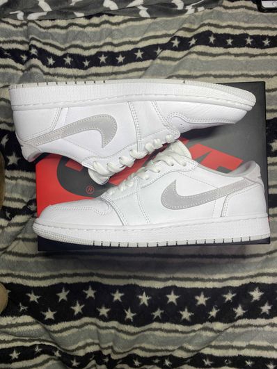 Nike Air Jordan 1 Low OG "Neutral Grey"